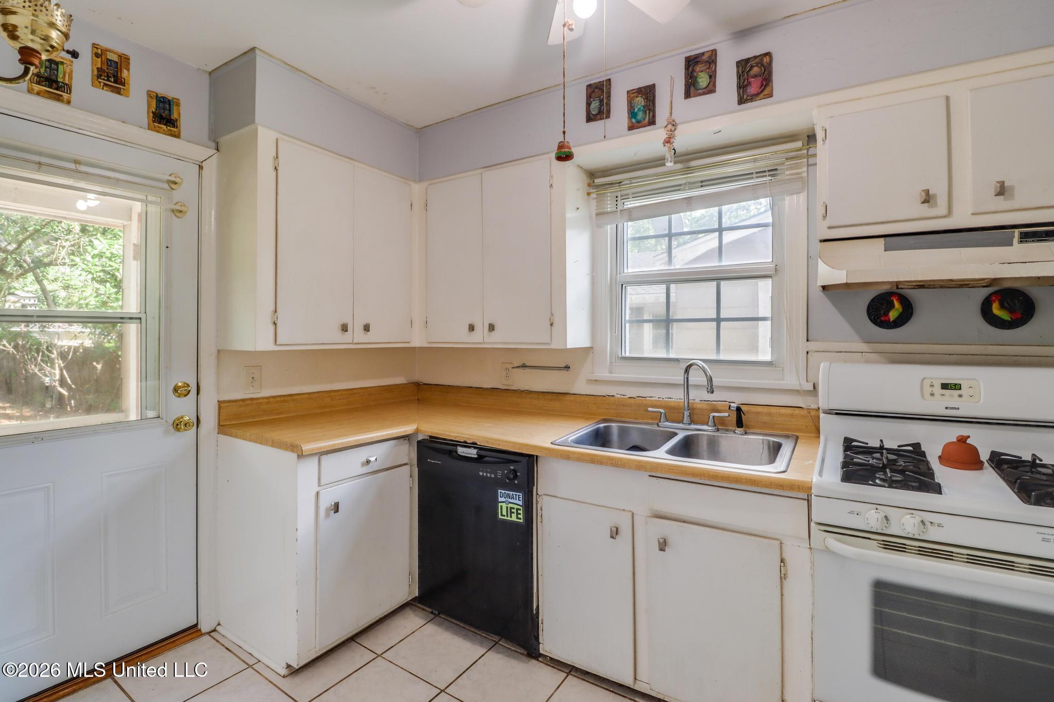 4114 Oak Avenue Property Photo 8