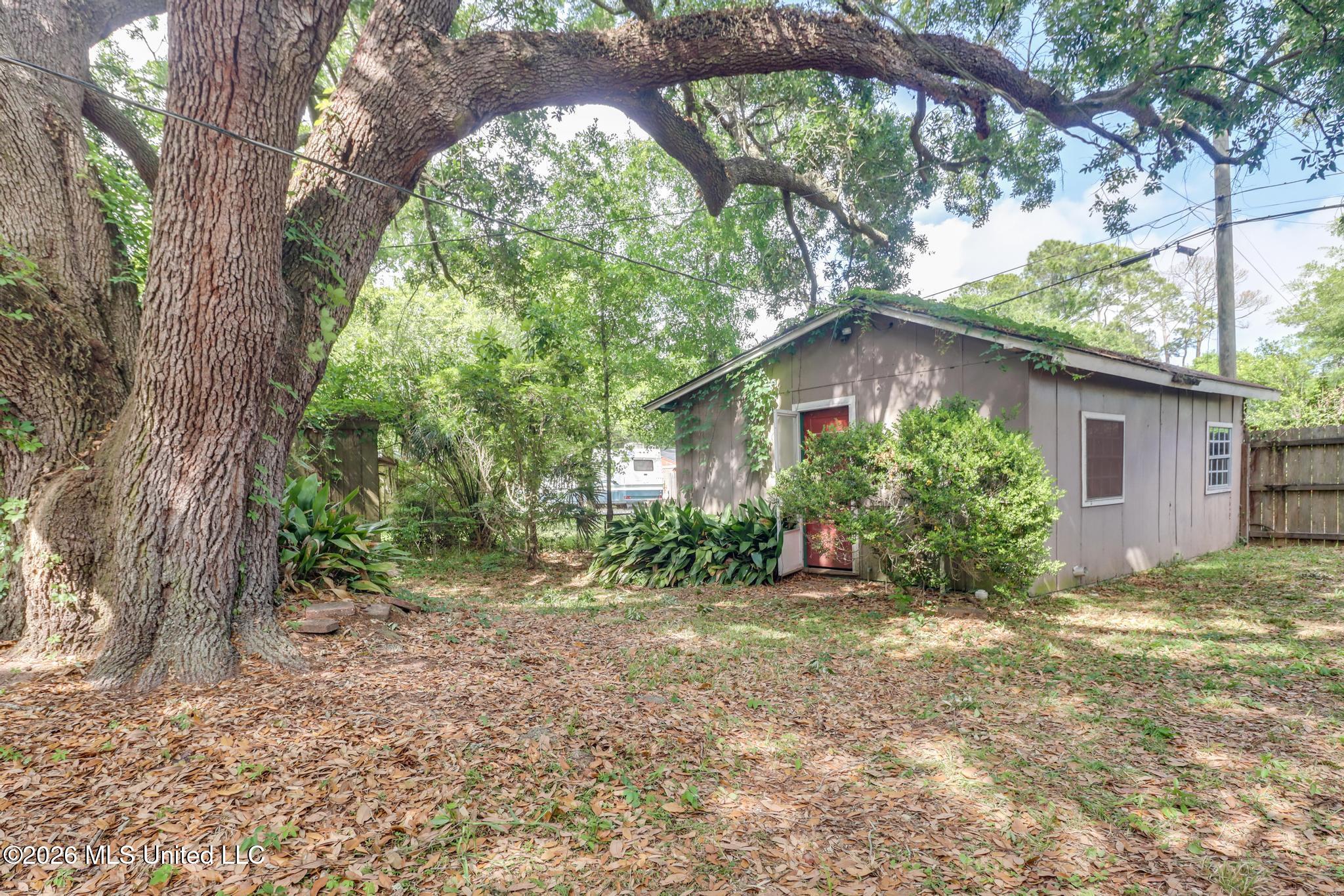 4114 Oak Avenue Property Photo 15
