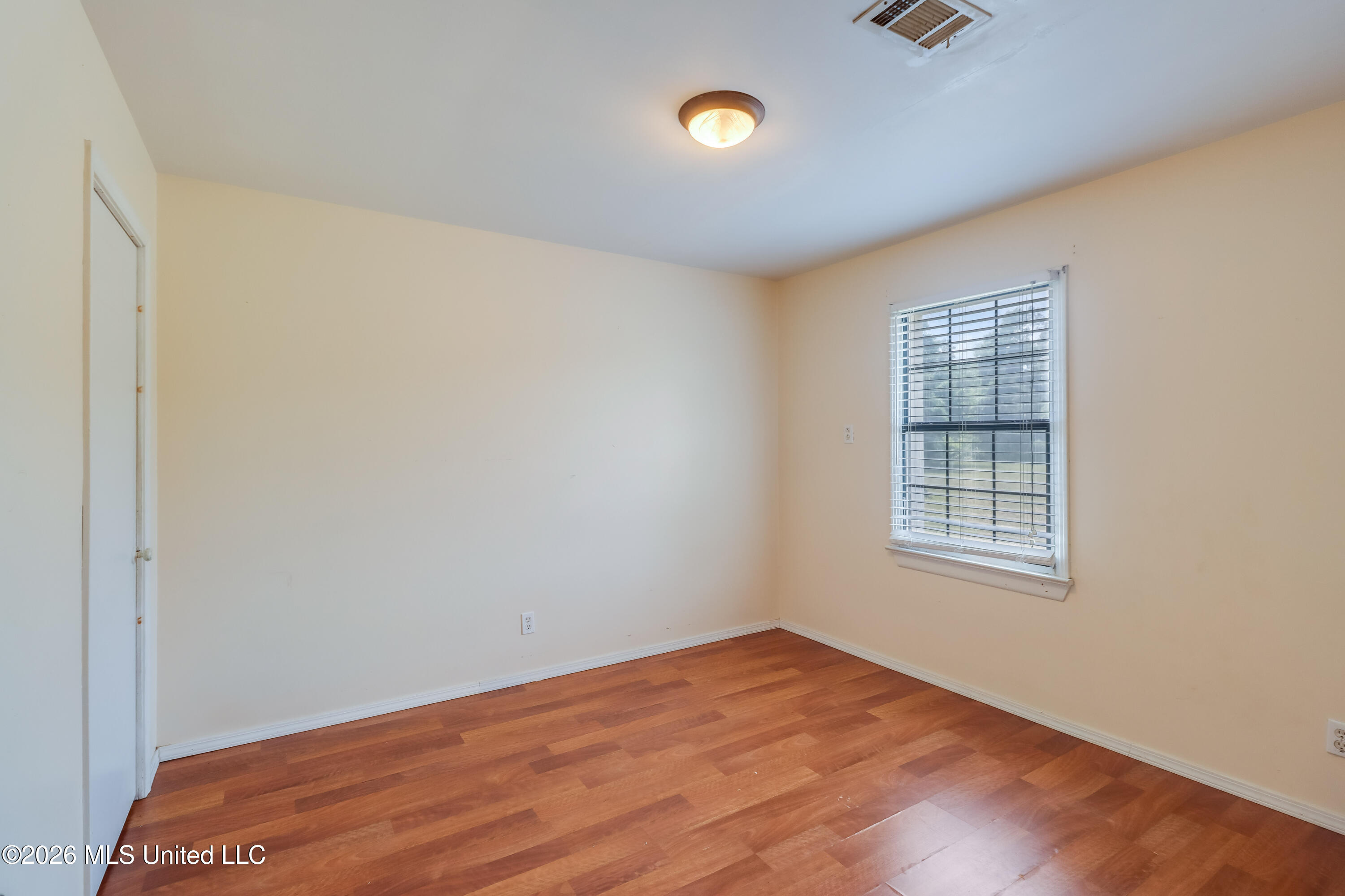 23083 Montebella Road Property Photo 12