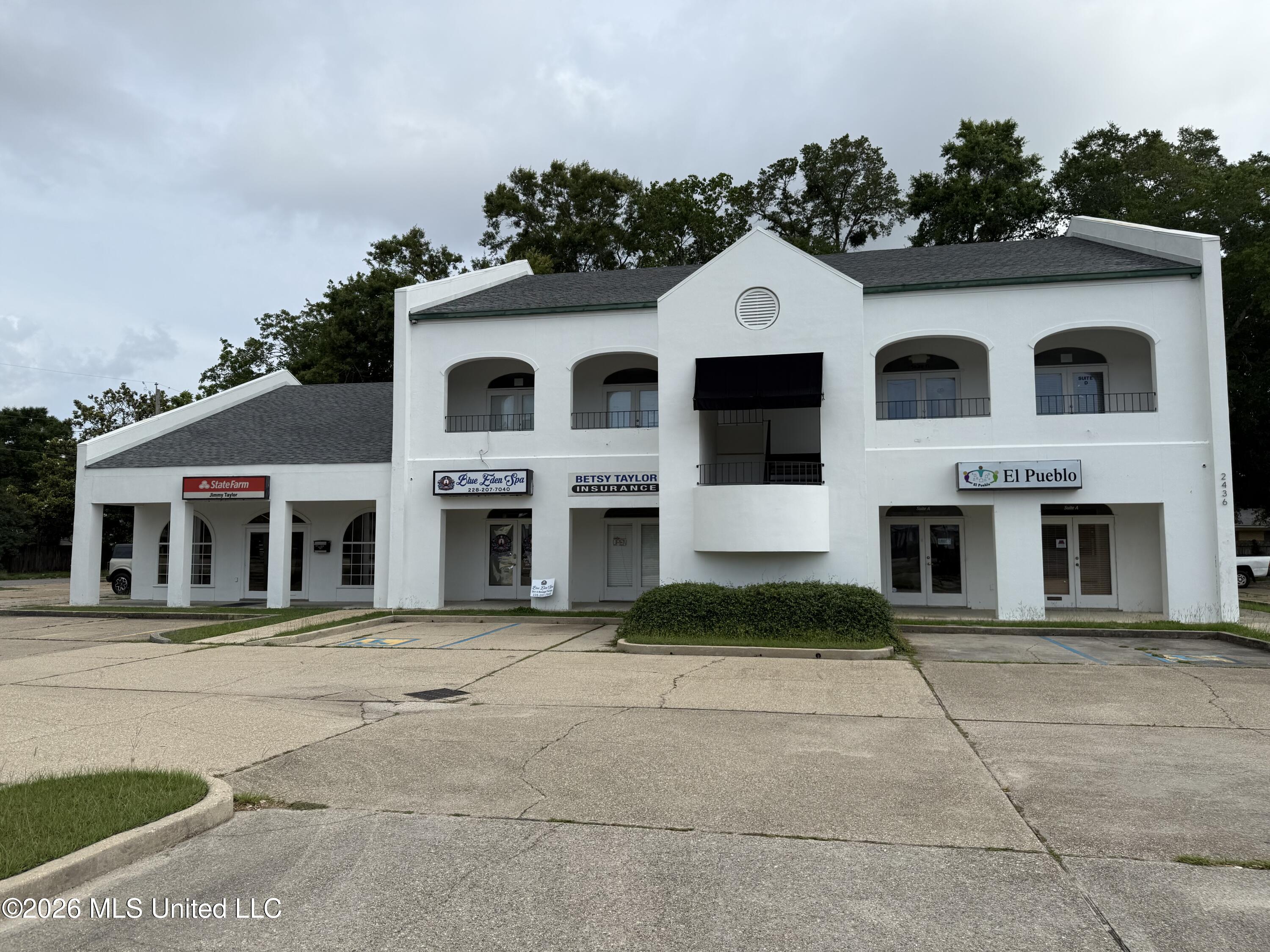 2436 Pass Road Property Photo 2