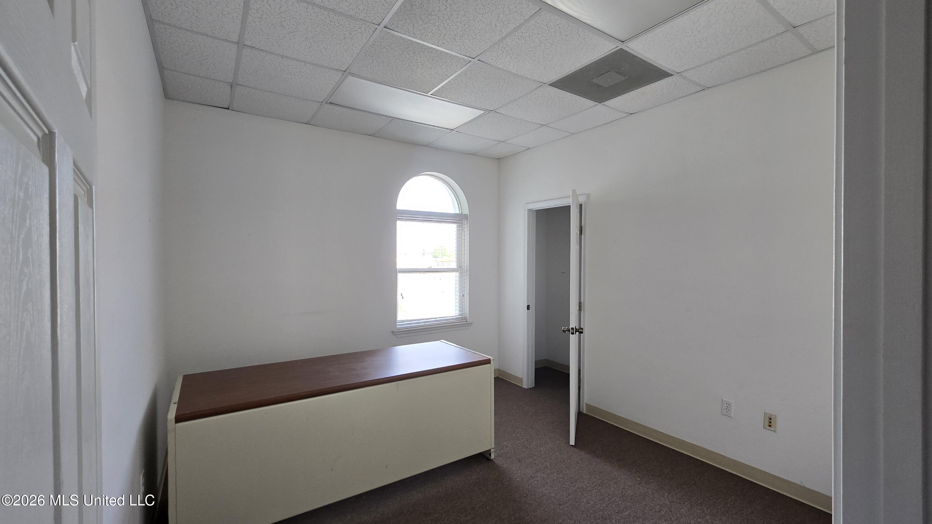 2436 Pass Road Property Photo 9