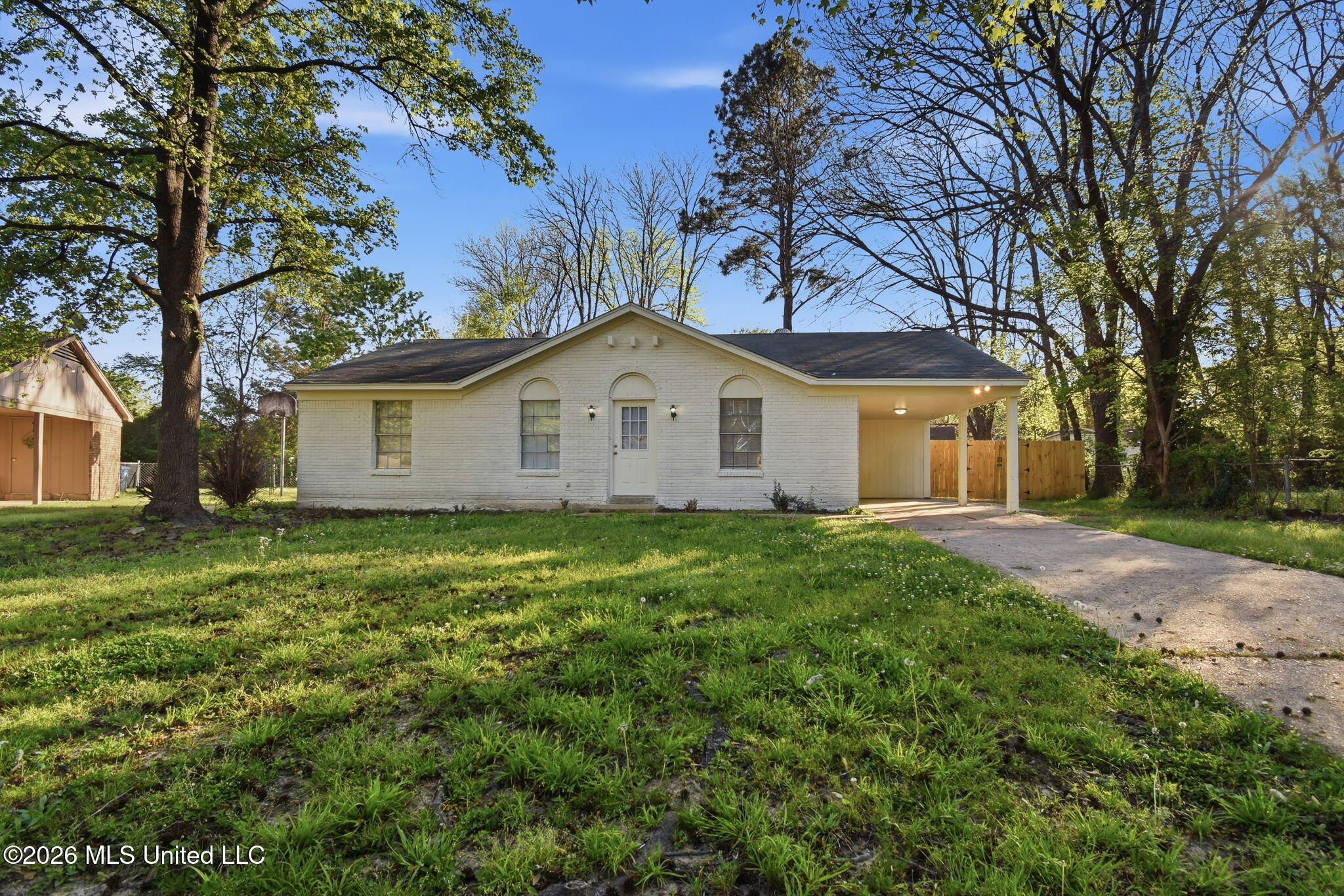 6460 Birchfield Circle Property Photo 1