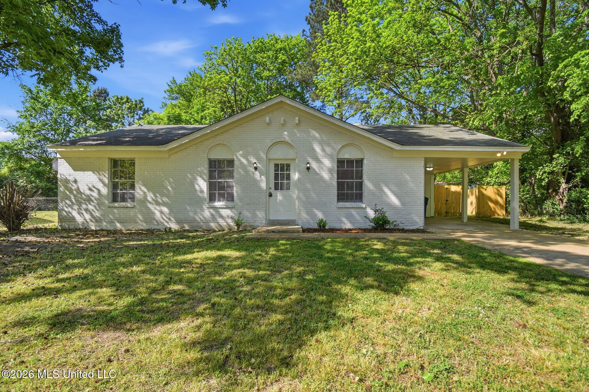 6460 Birchfield Circle Property Photo 2