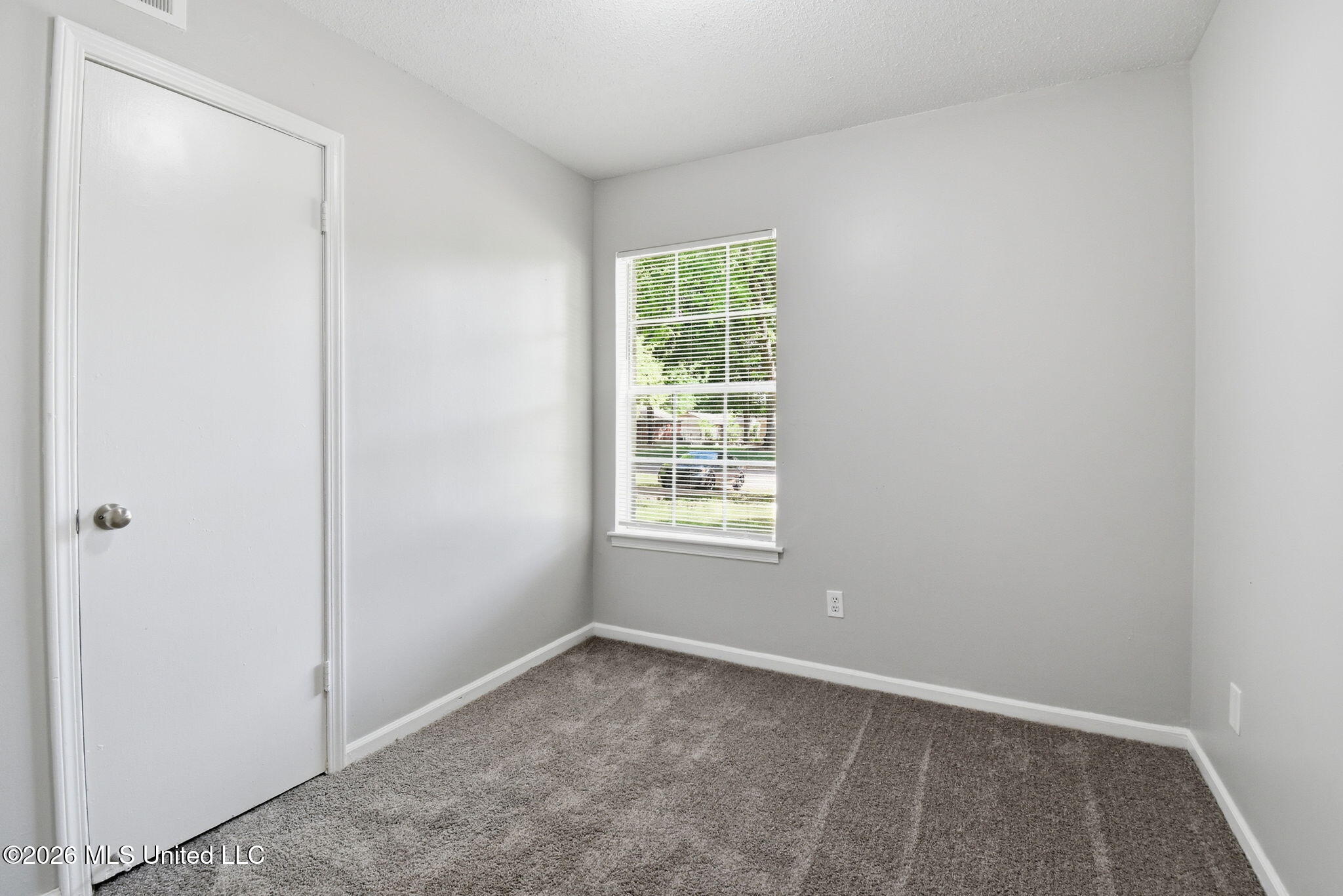 6460 Birchfield Circle Property Photo 12