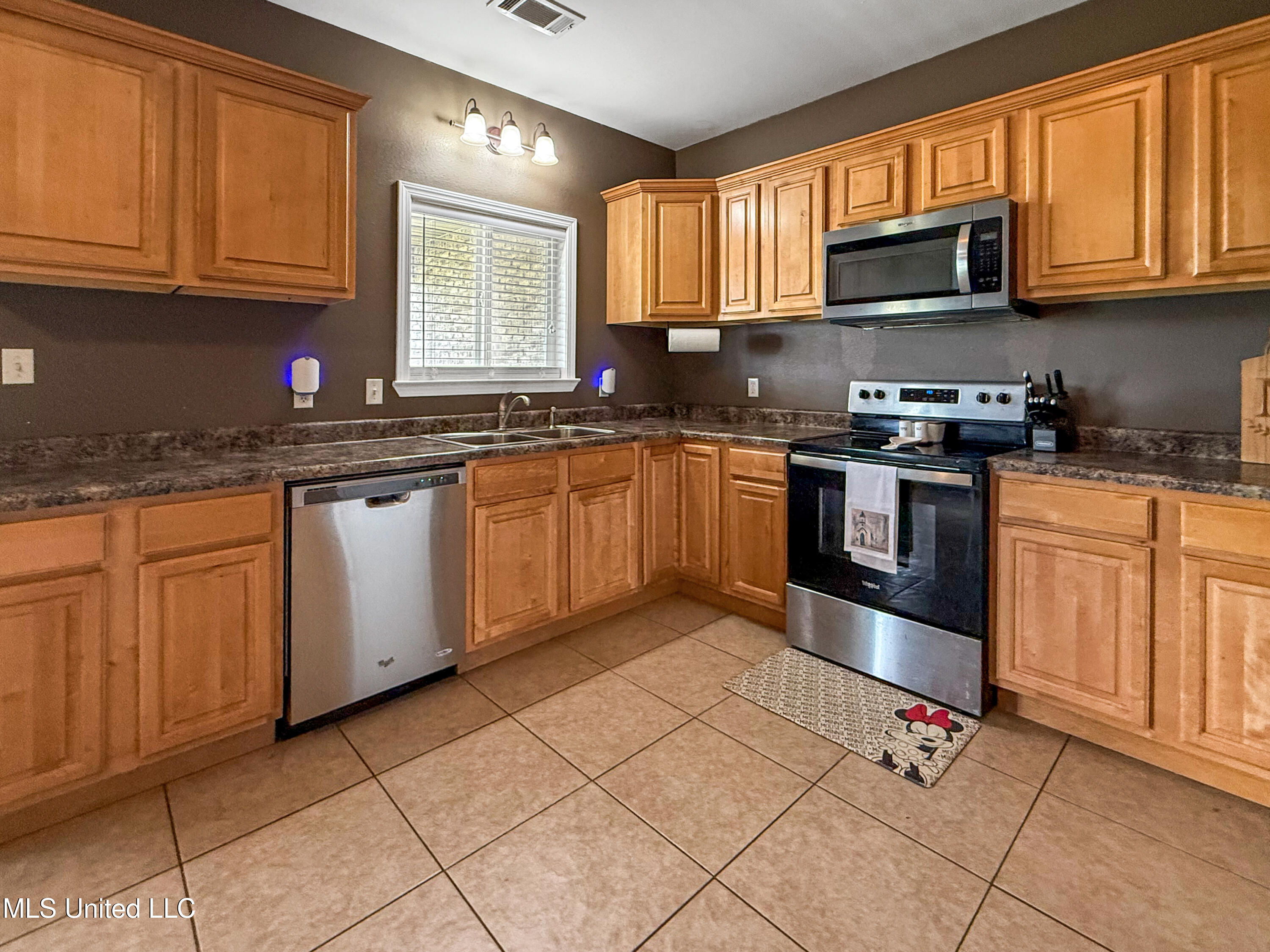 5121 Jordan Road Property Photo 9