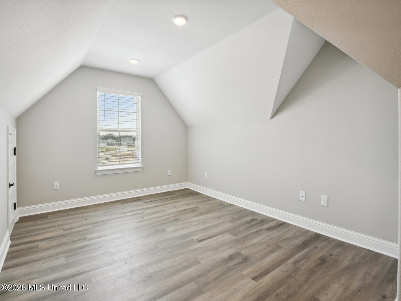 10423 Landon Meadows Drive Property Photo 16