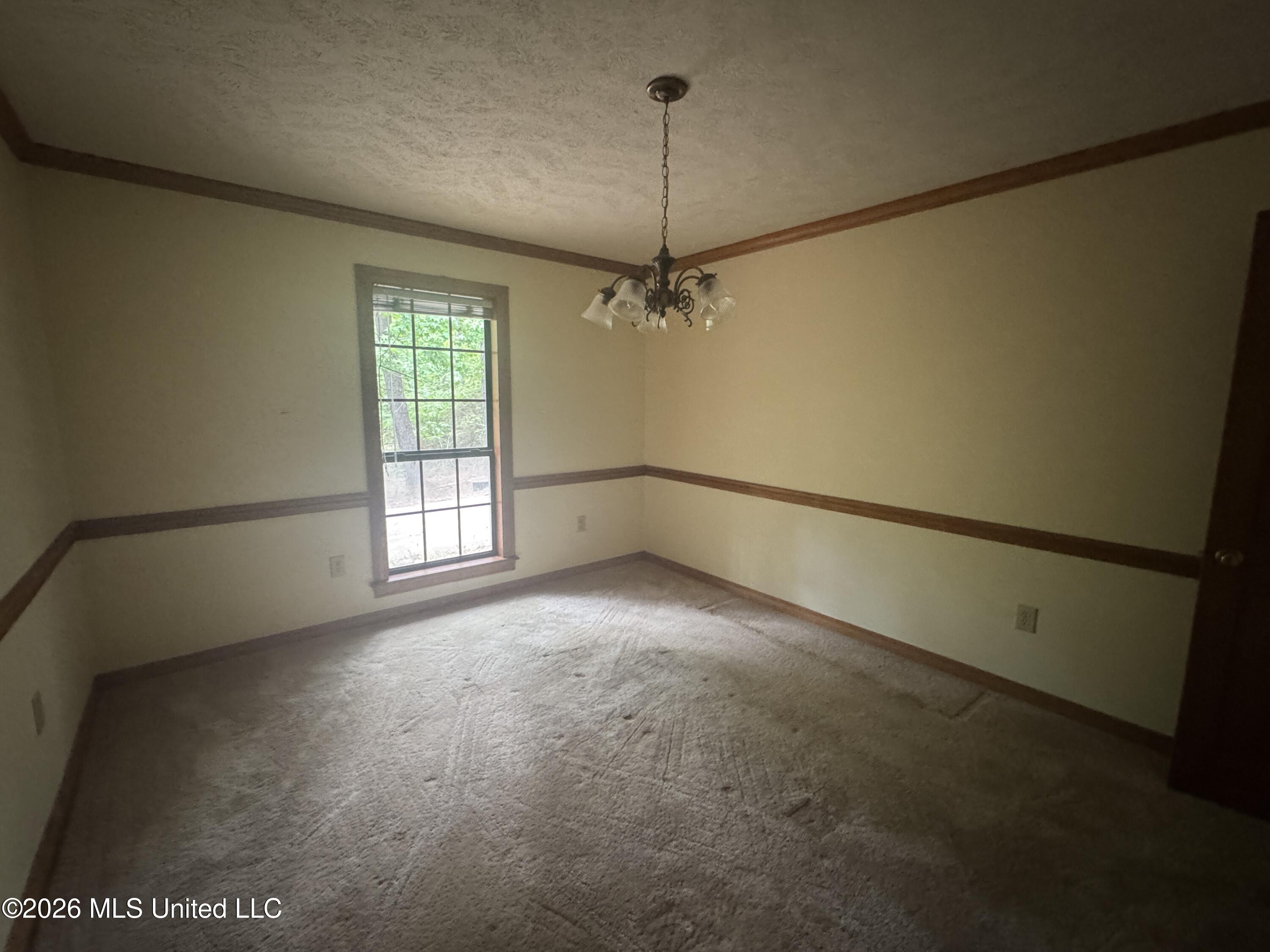 145 Margaret Lane Property Photo 2