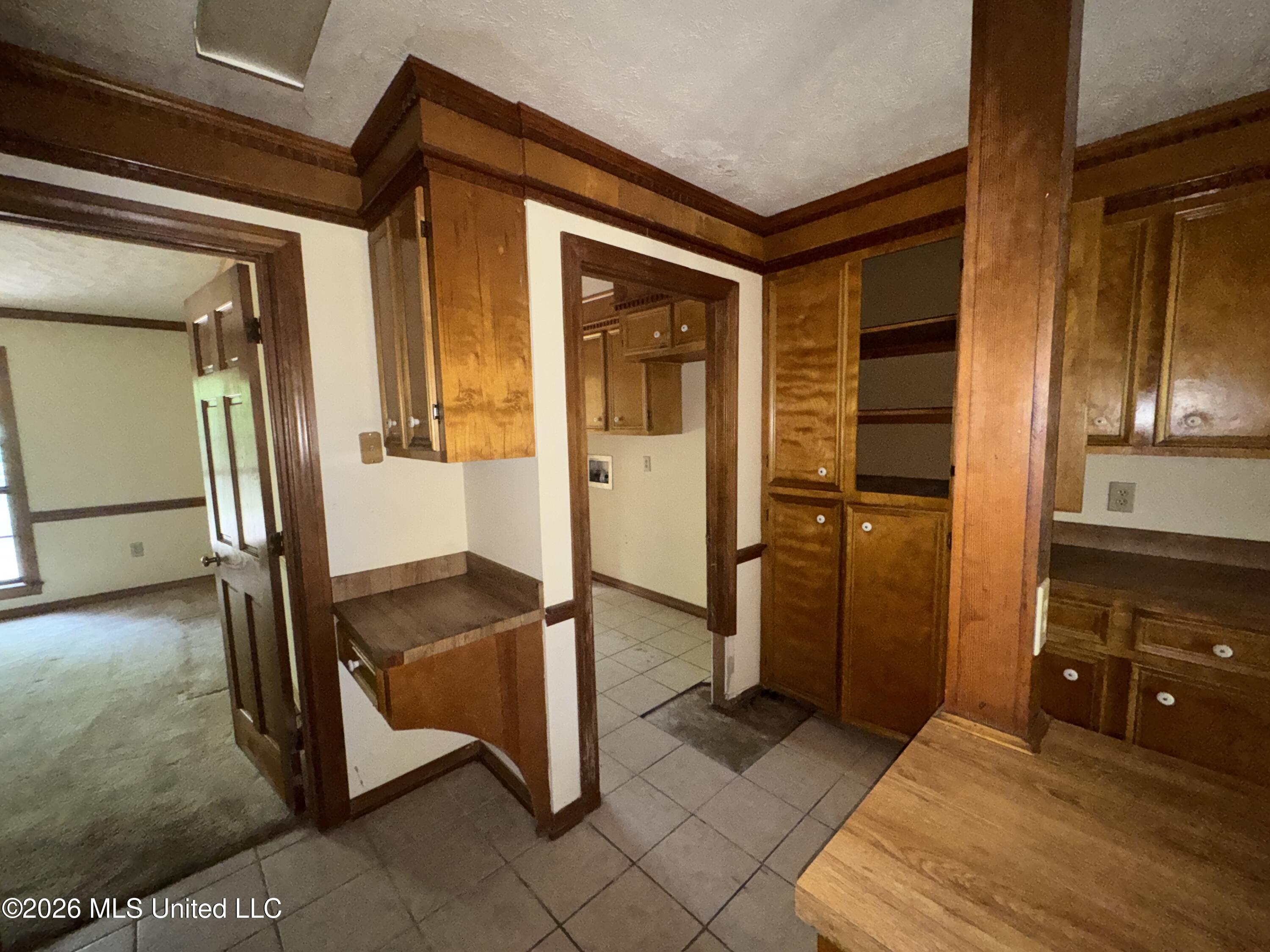 145 Margaret Lane Property Photo 4
