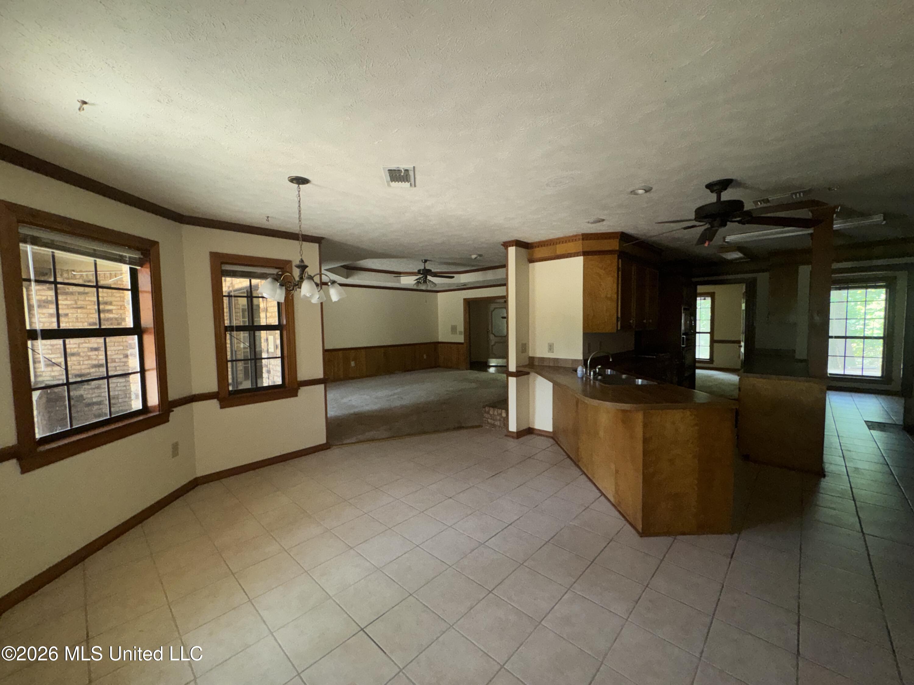145 Margaret Lane Property Photo 7