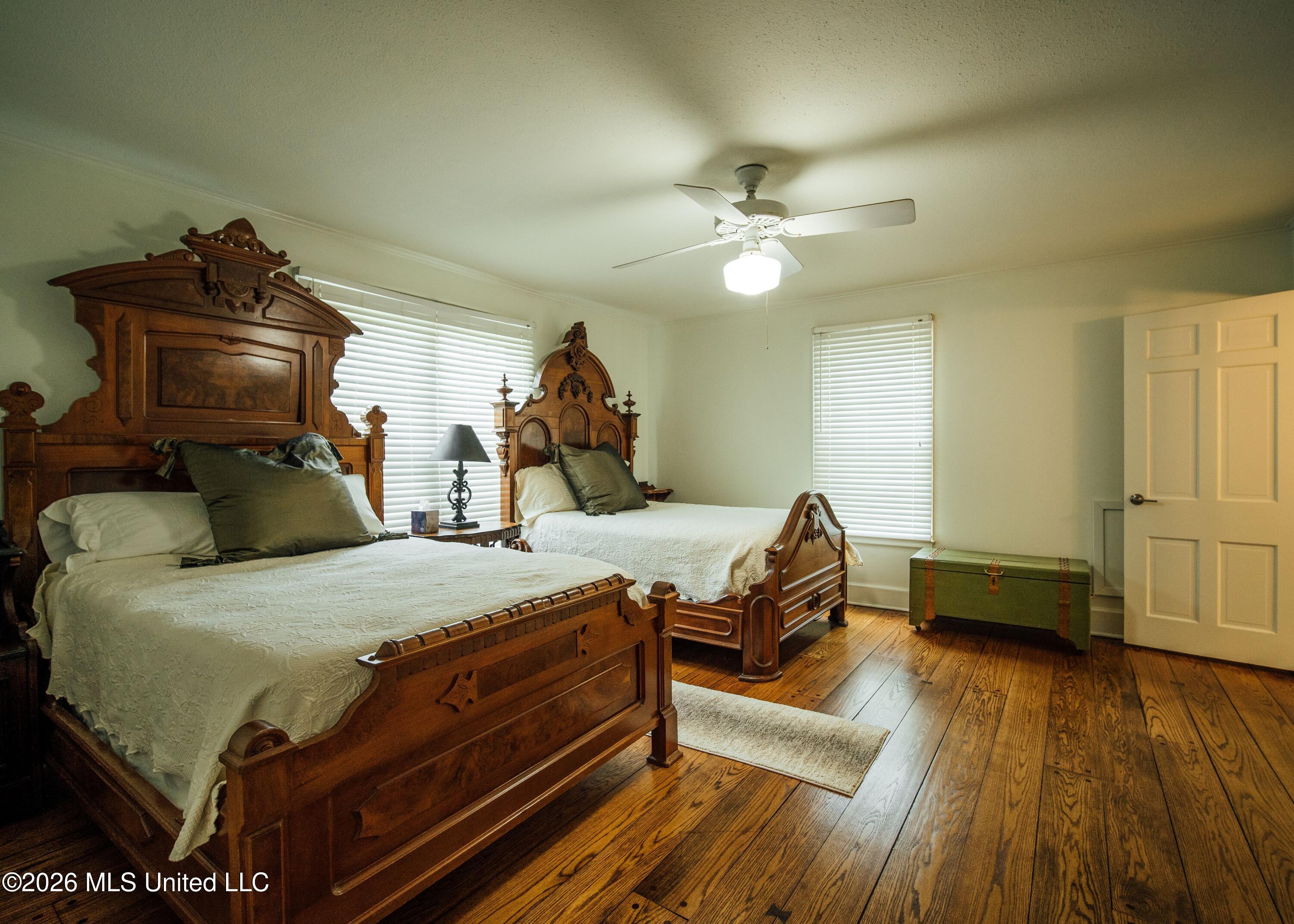 902 Mound Street Property Photo 12