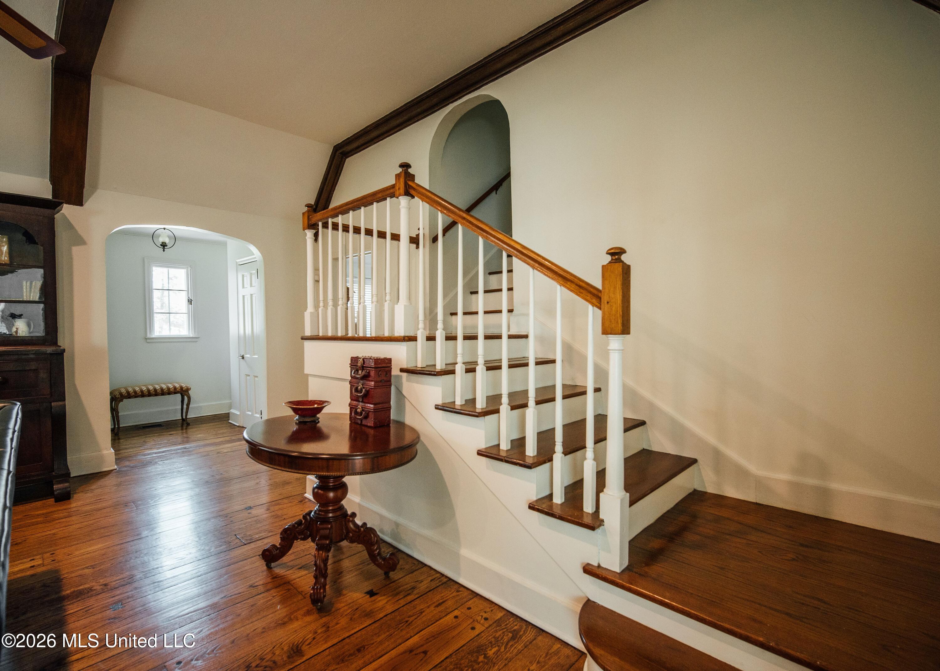 902 Mound Street Property Photo 16