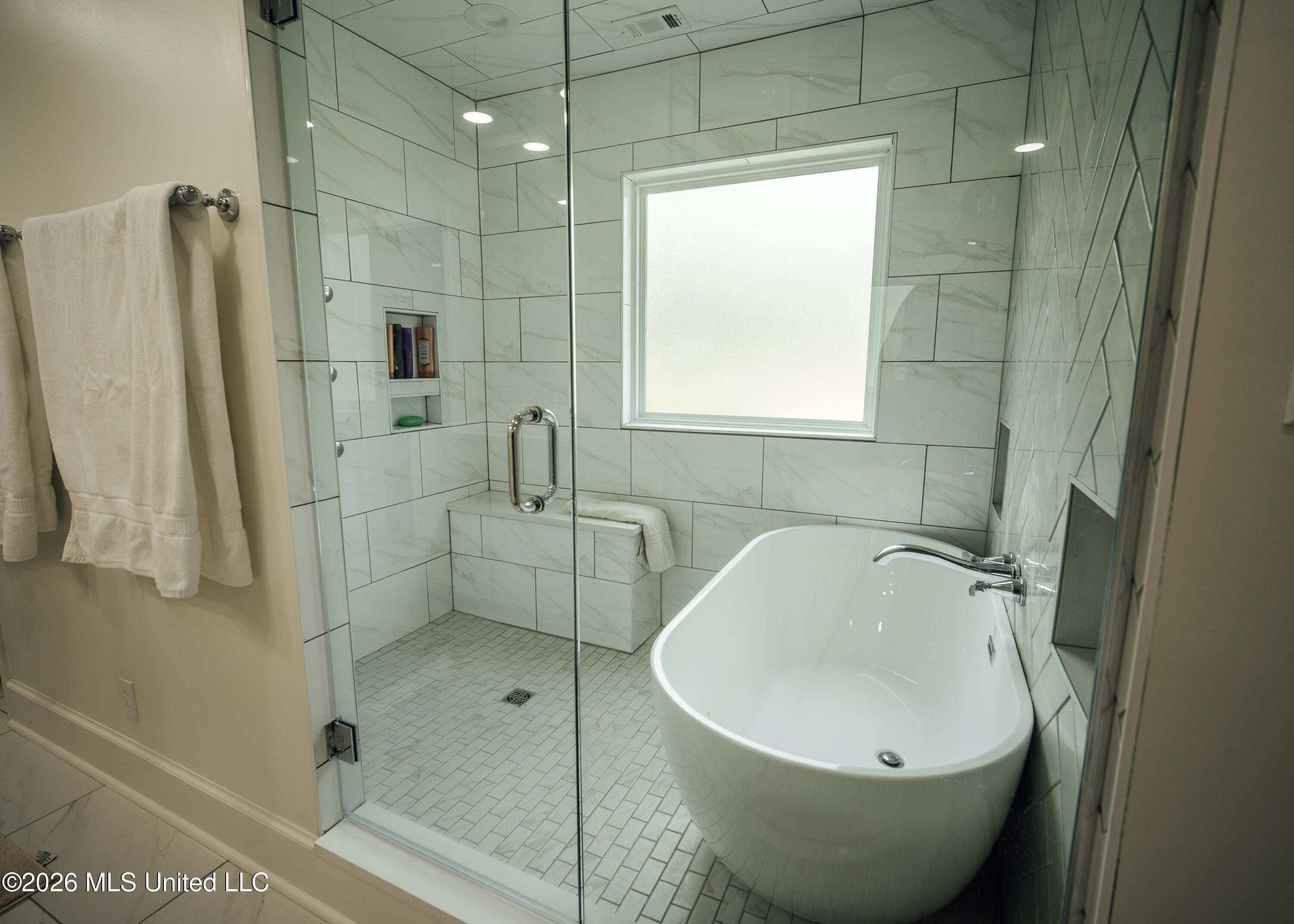 902 Mound Street Property Photo 22
