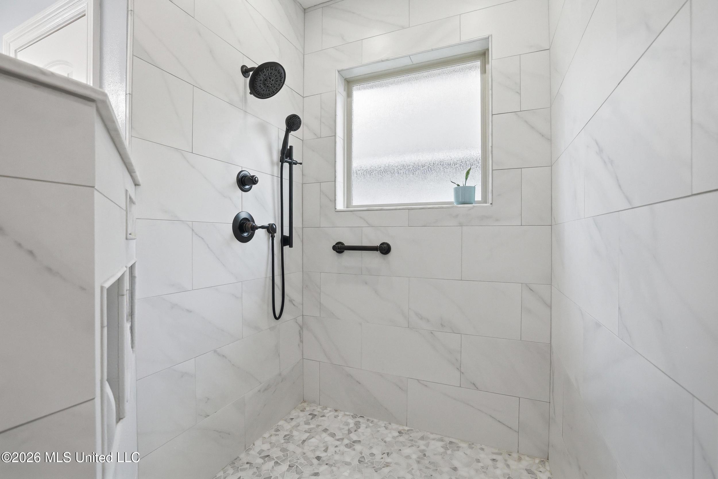 461 Palm Breeze Drive Property Photo 27