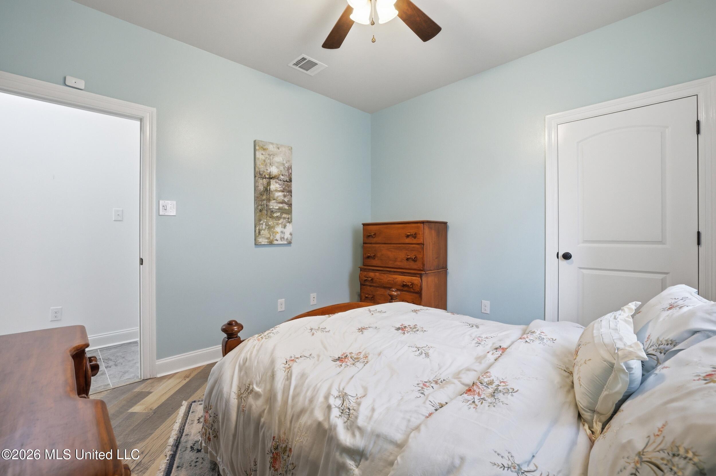 461 Palm Breeze Drive Property Photo 31