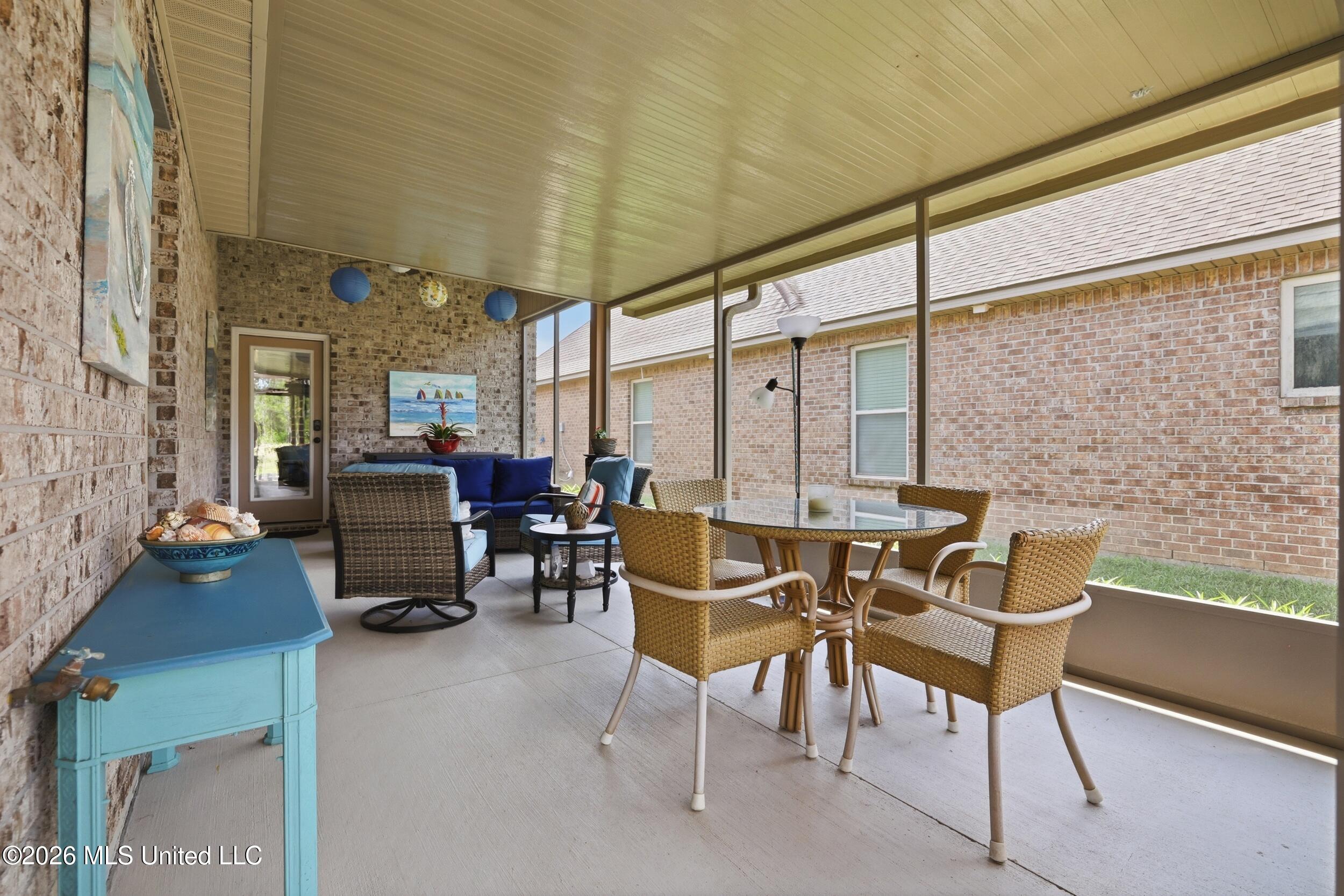 461 Palm Breeze Drive Property Photo 37