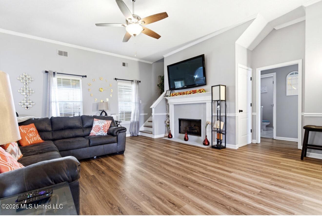 13122 Claybourne Cove Property Photo 2