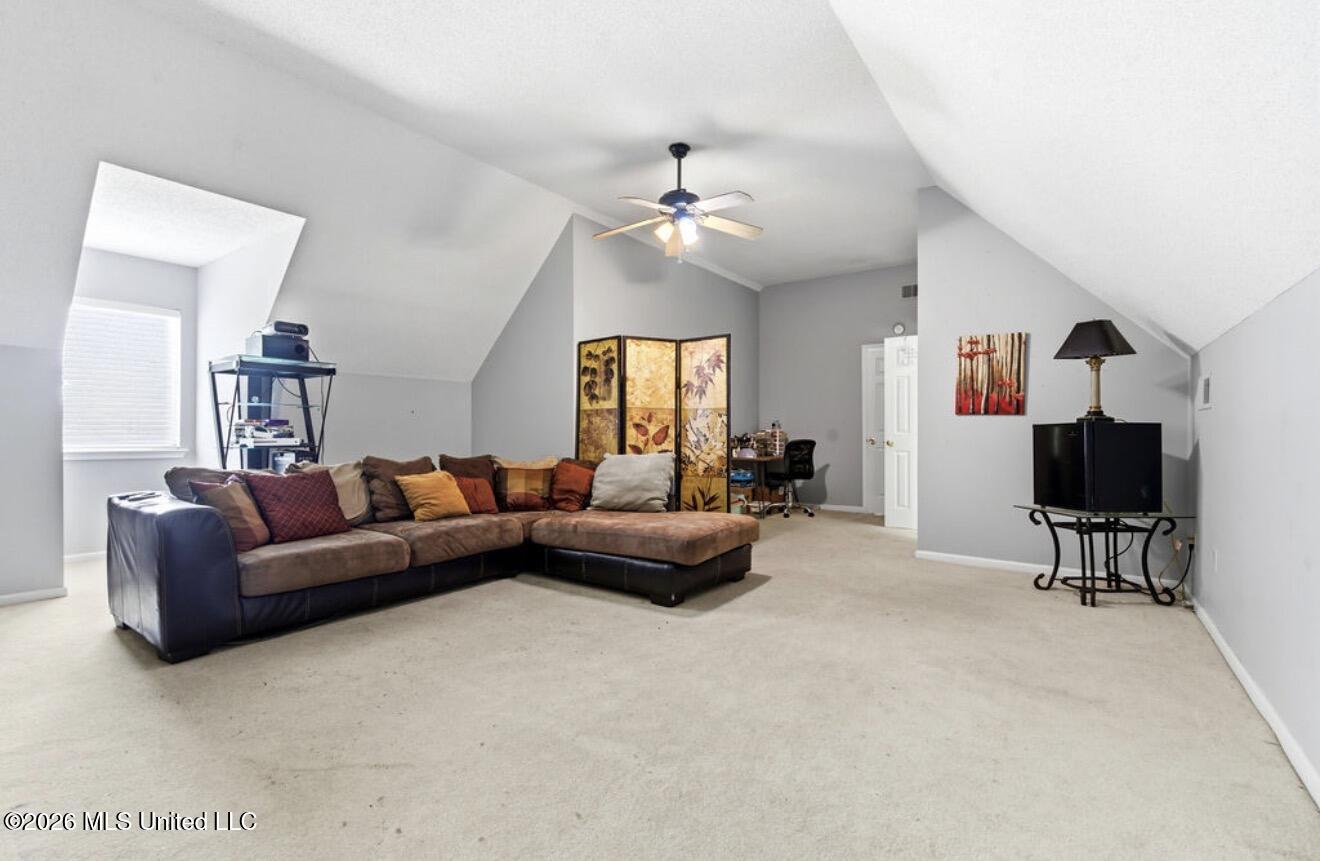 13122 Claybourne Cove Property Photo 13