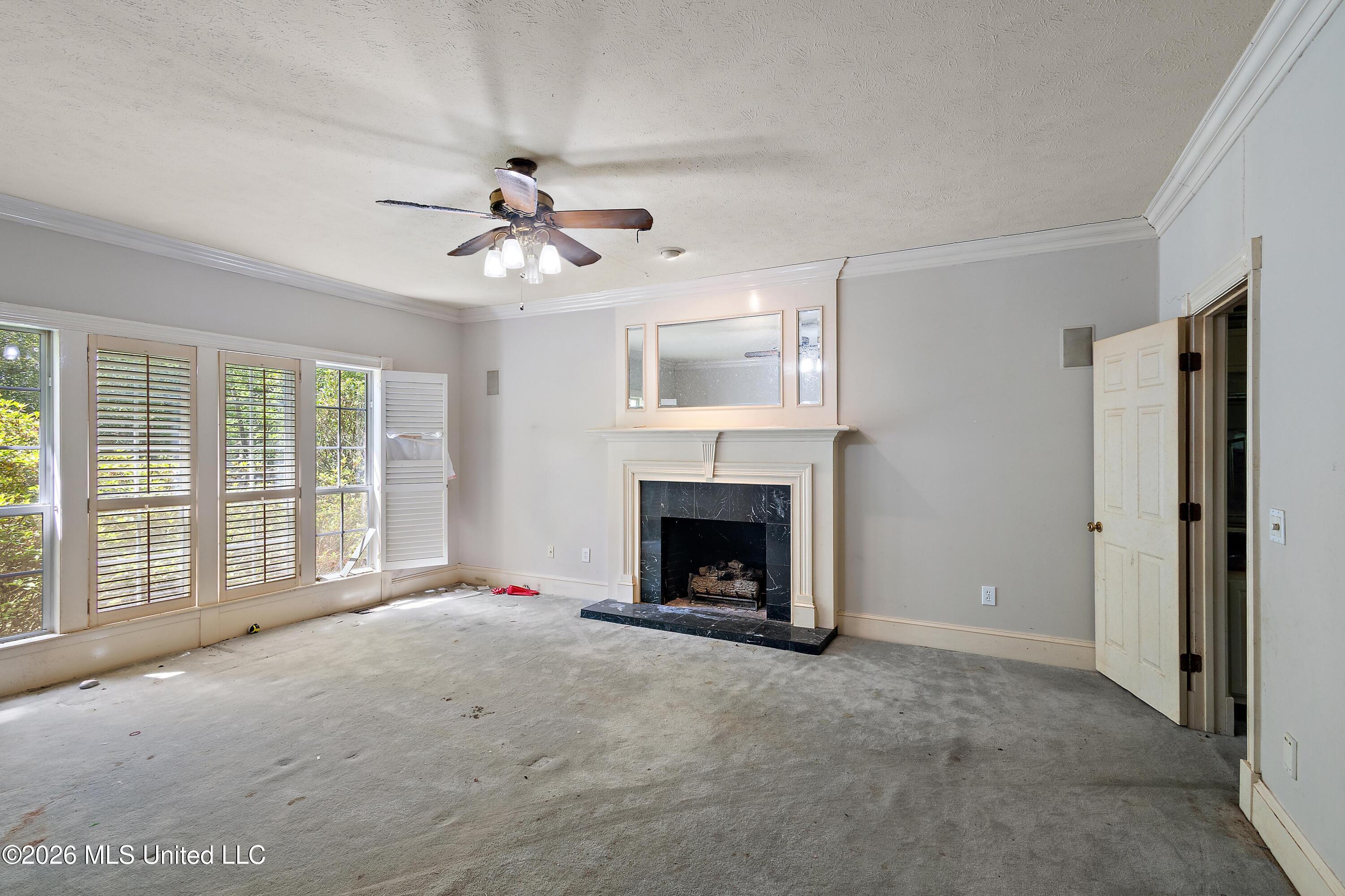 241 Heathway Cove Property Photo 9