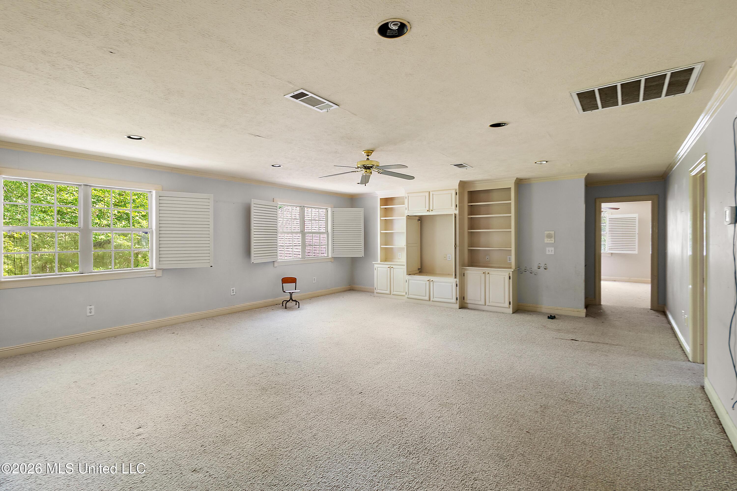 241 Heathway Cove Property Photo 15