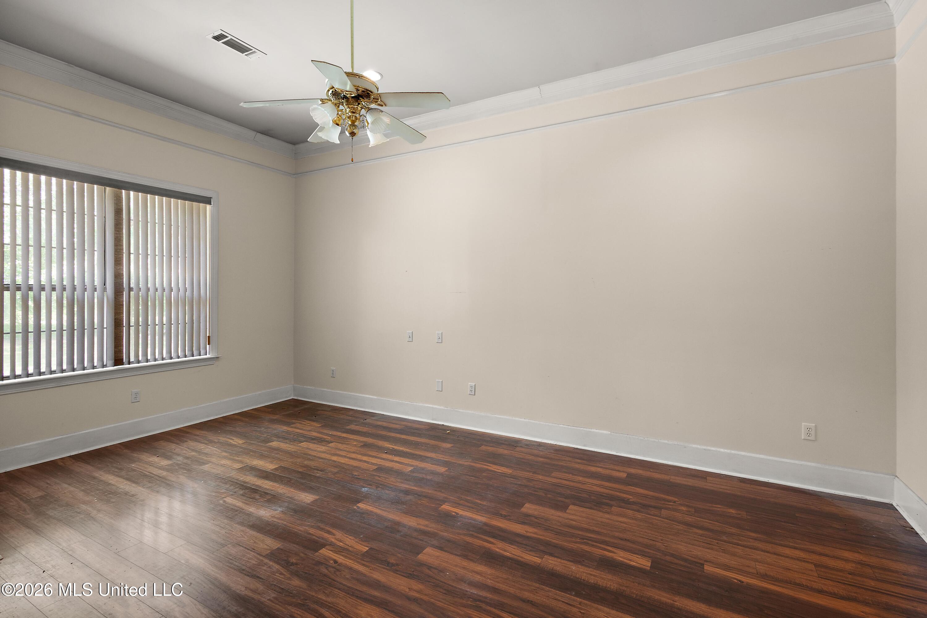 241 Heathway Cove Property Photo 20