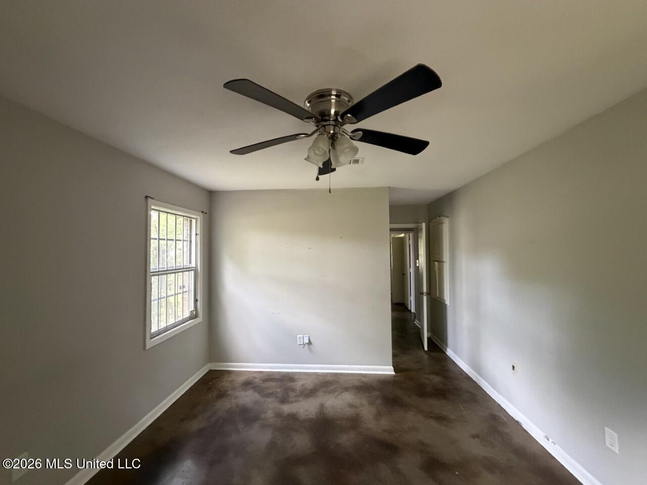 118 Scottdale Drive Property Photo 13