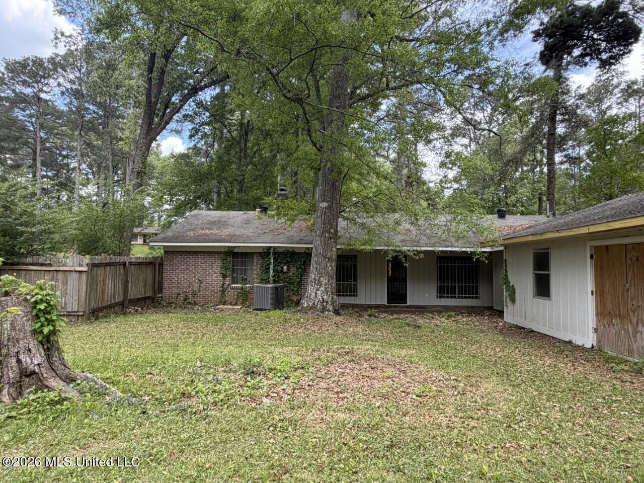 118 Scottdale Drive Property Photo 17