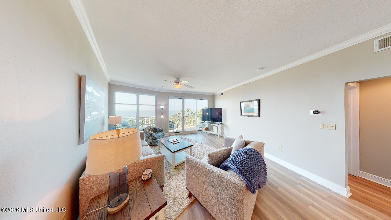 2230 Beach Drive Property Photo 3