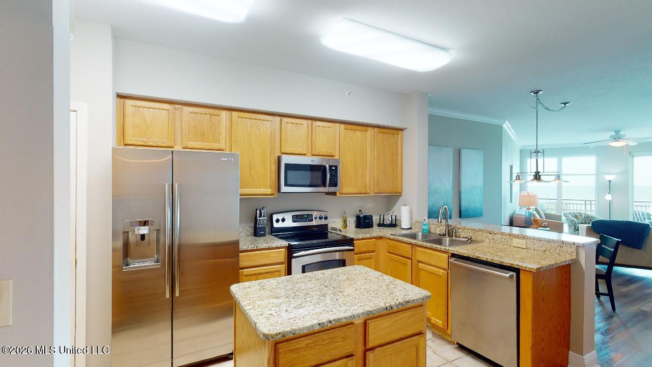 2230 Beach Drive Property Photo 7
