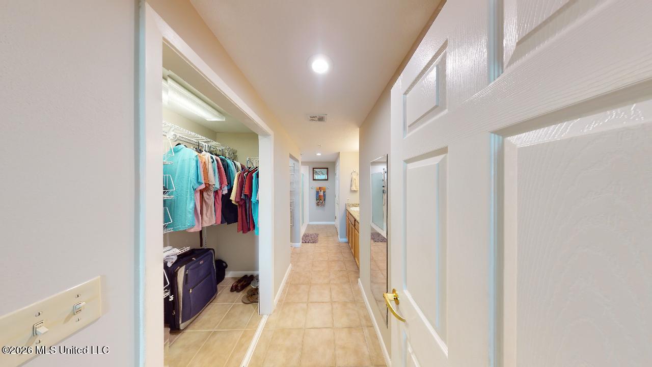 2230 Beach Drive Property Photo 12