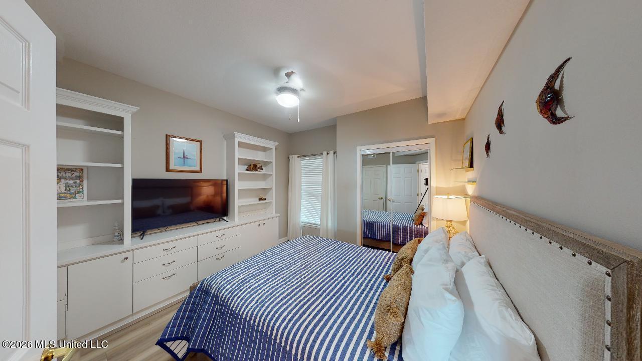 2230 Beach Drive Property Photo 14