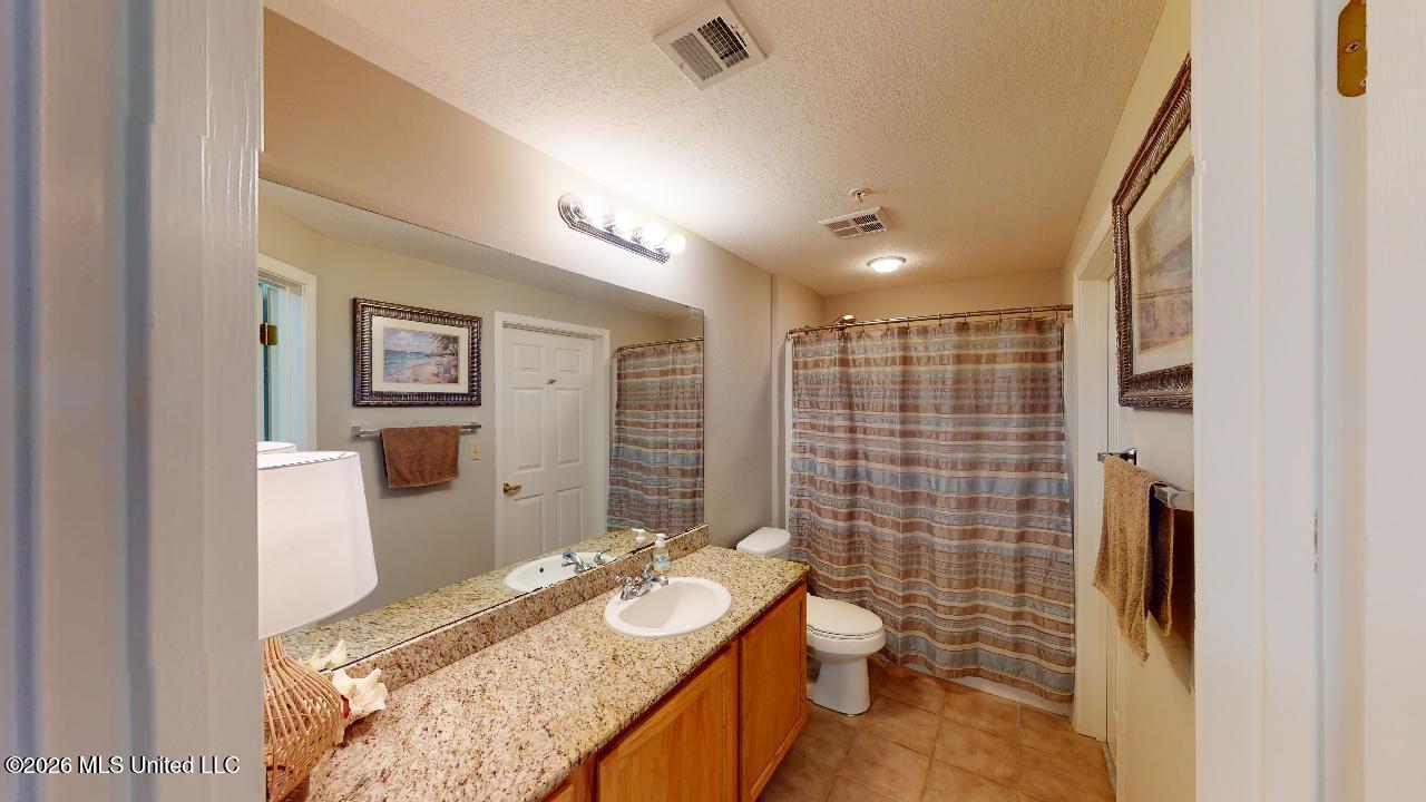 2230 Beach Drive Property Photo 15