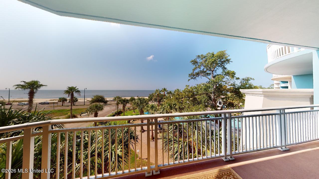 2230 Beach Drive Property Photo 17