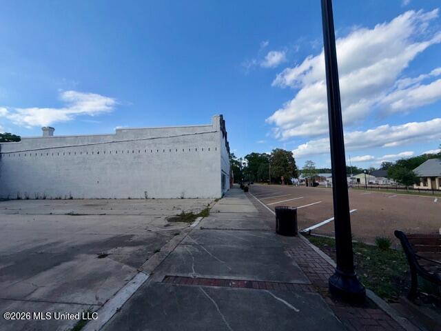 161 W Railroad Avenue Property Photo 1