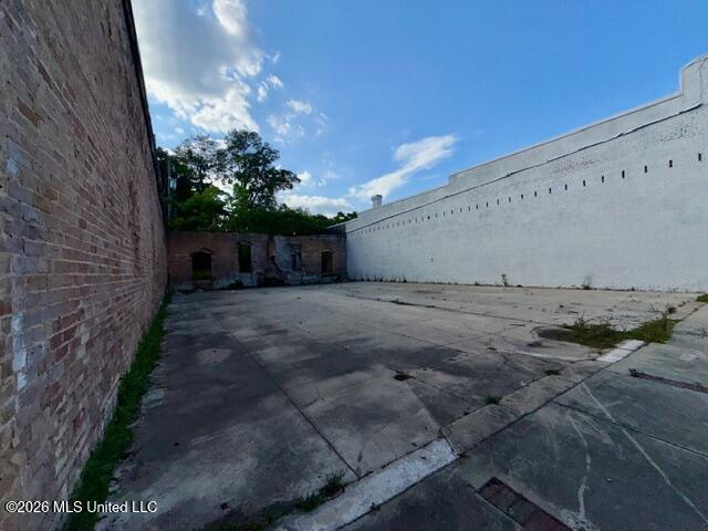 161 W Railroad Avenue Property Photo 2