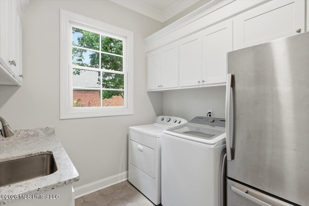 151 Camden Court Property Photo 10