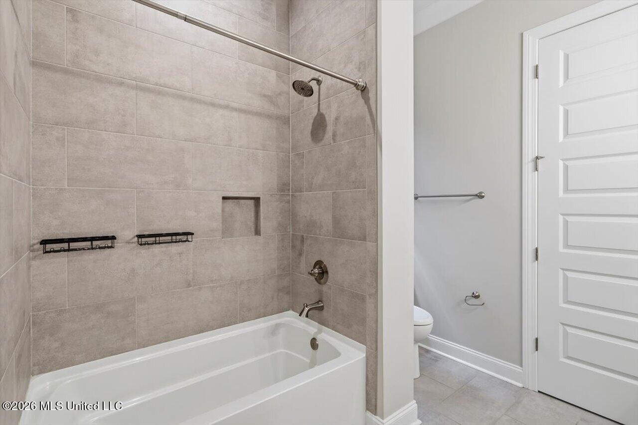 151 Camden Court Property Photo 20