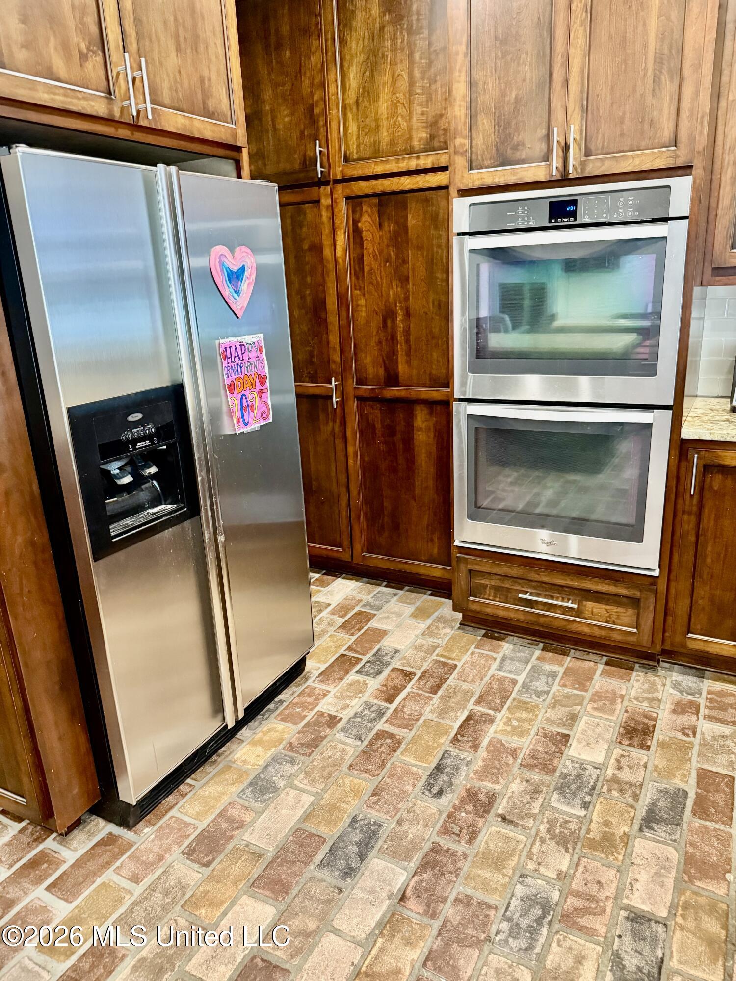 1072 Brandon Drive Property Photo 12