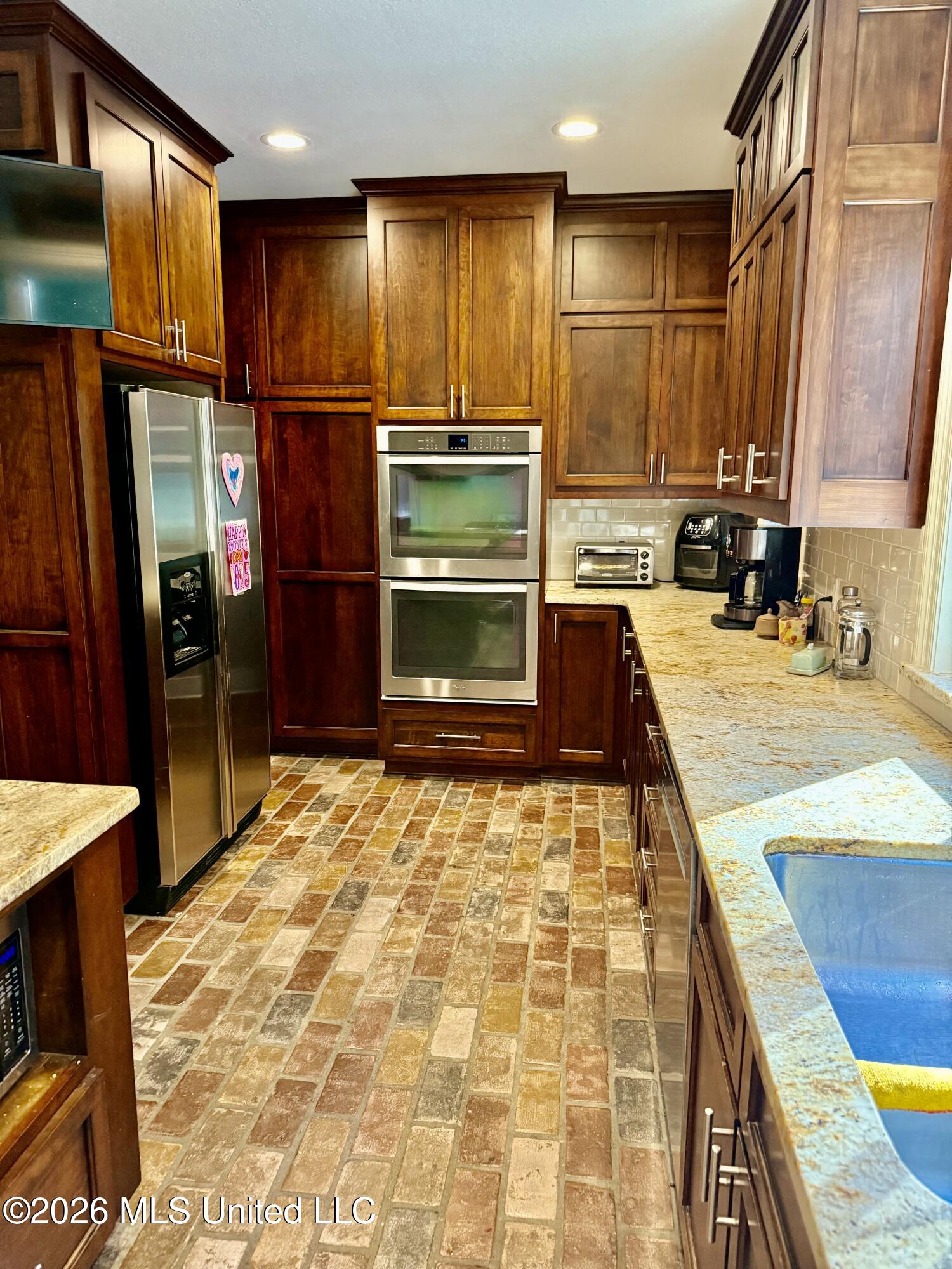 1072 Brandon Drive Property Photo 15