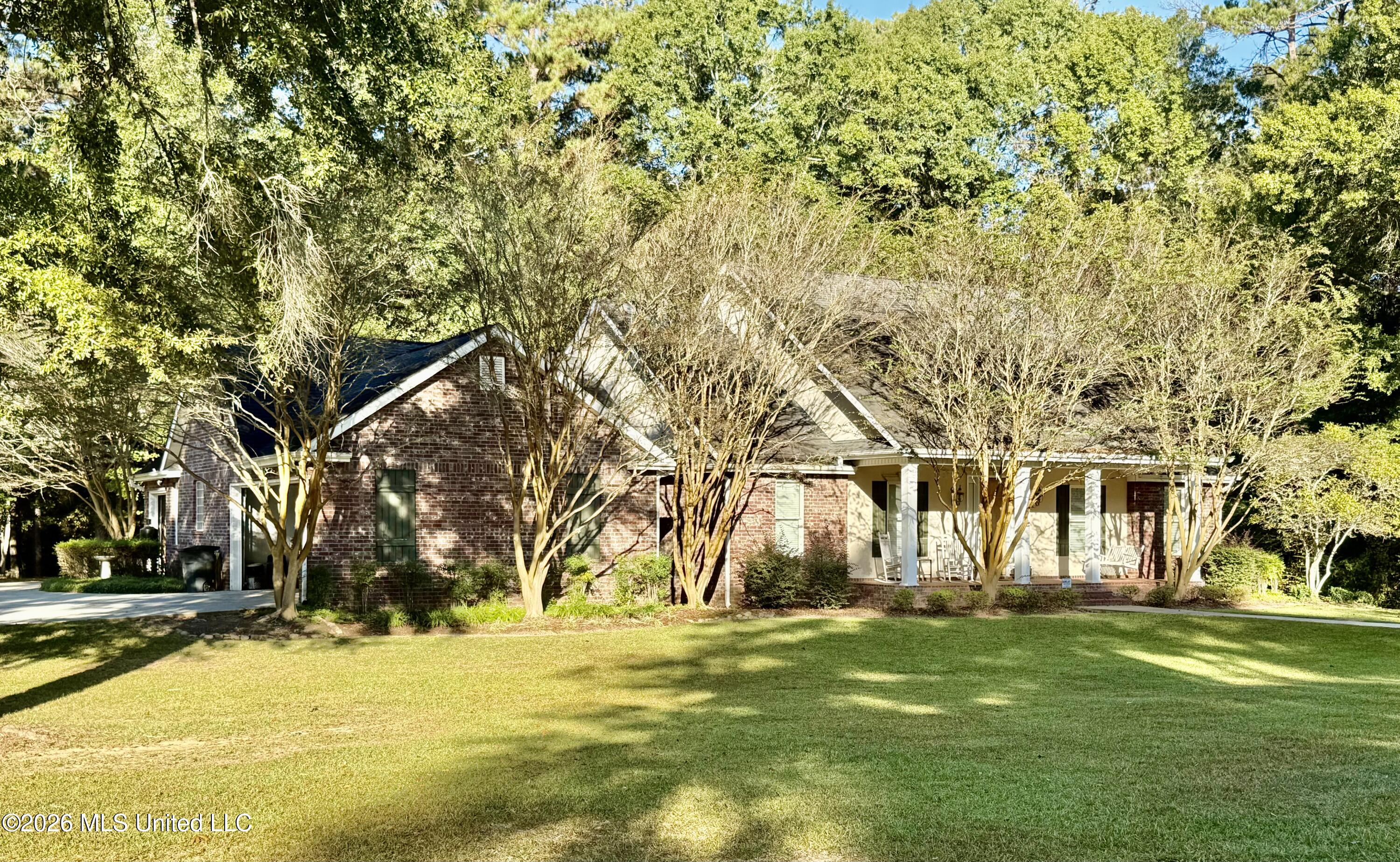 1072 Brandon Drive Property Photo 32