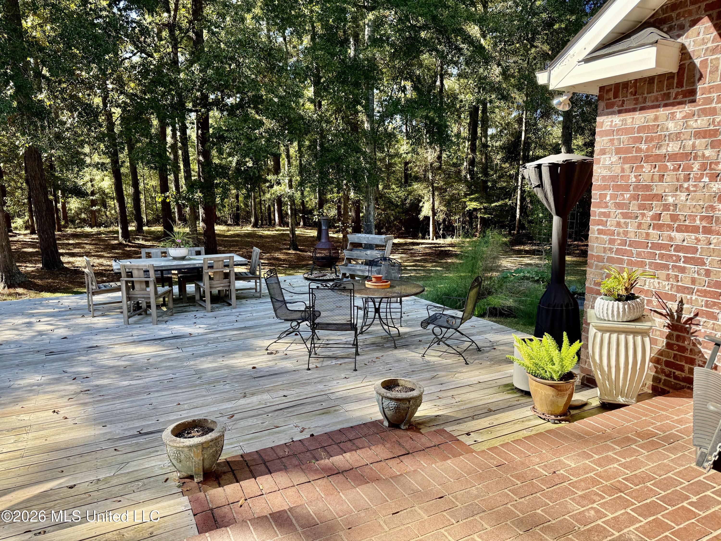 1072 Brandon Drive Property Photo 35