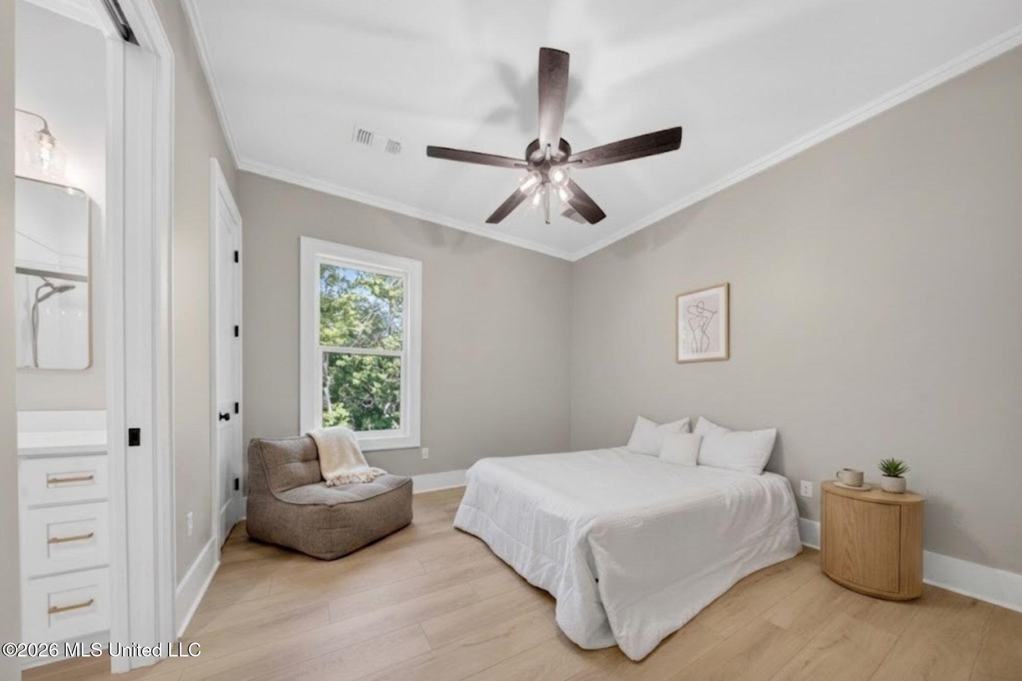 5195 Pointset Avenue Property Photo 24
