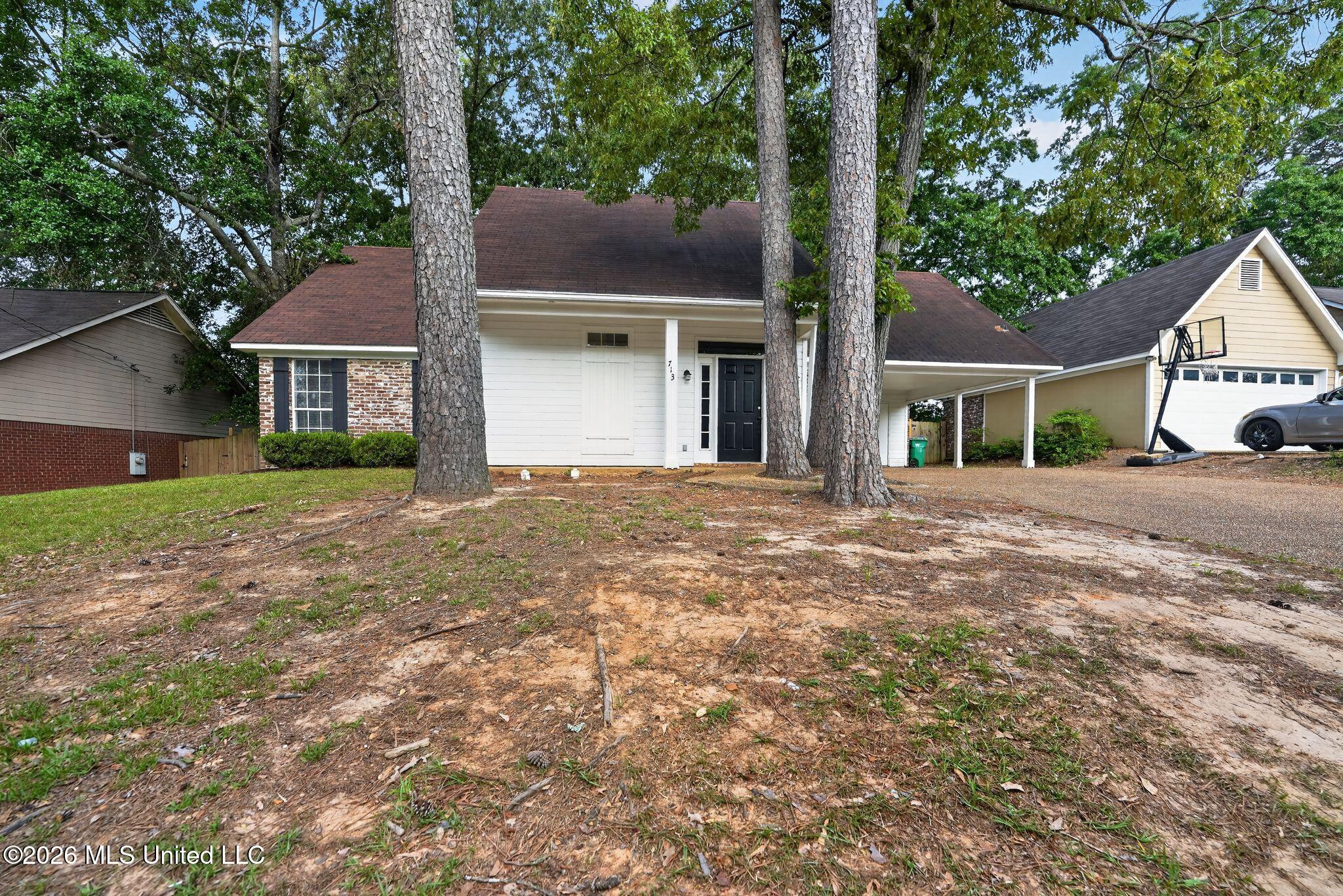 713 Glen Burne Lane Property Photo 1