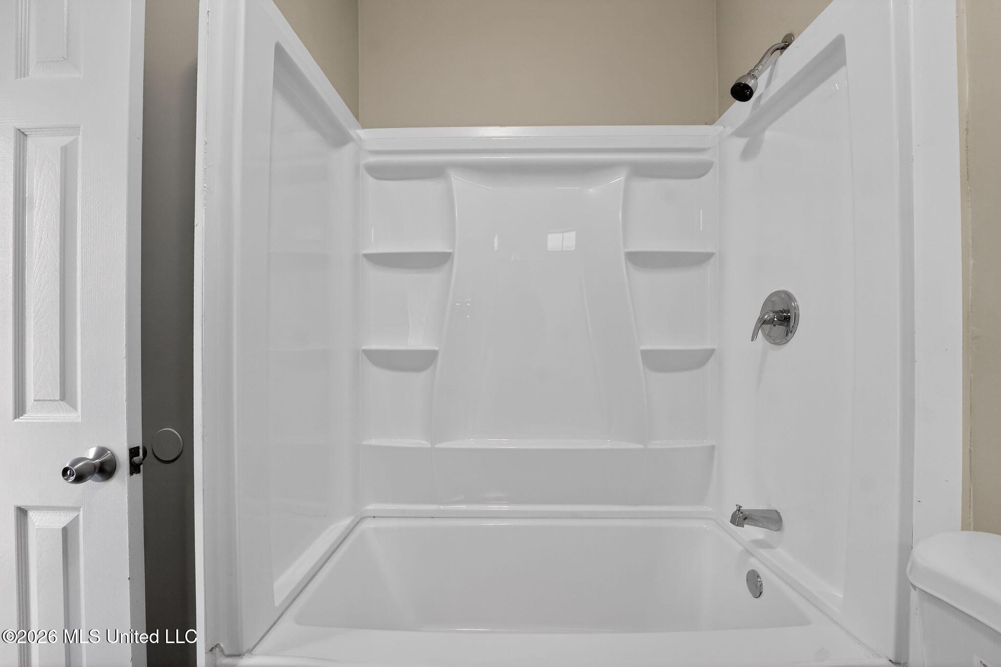 713 Glen Burne Lane Property Photo 17