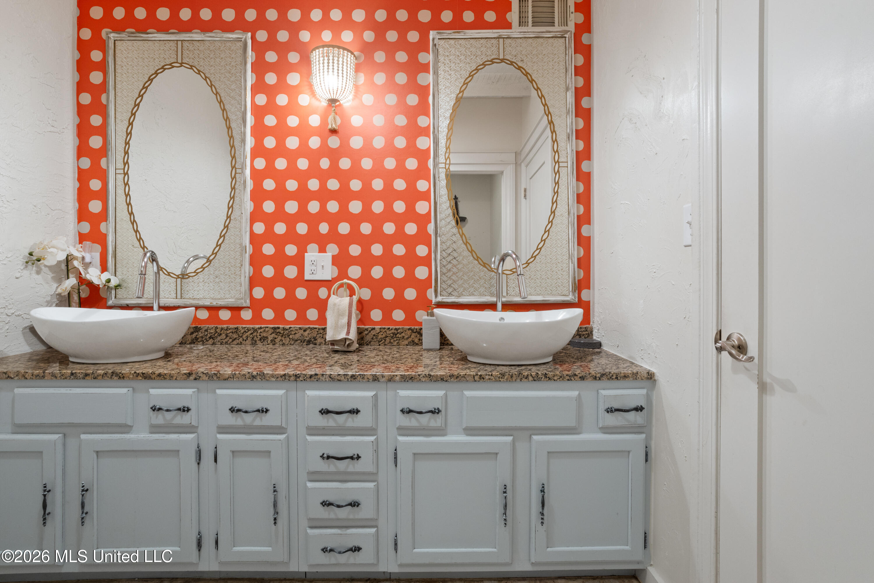 1387 Father Ryan Avenue Property Photo 26