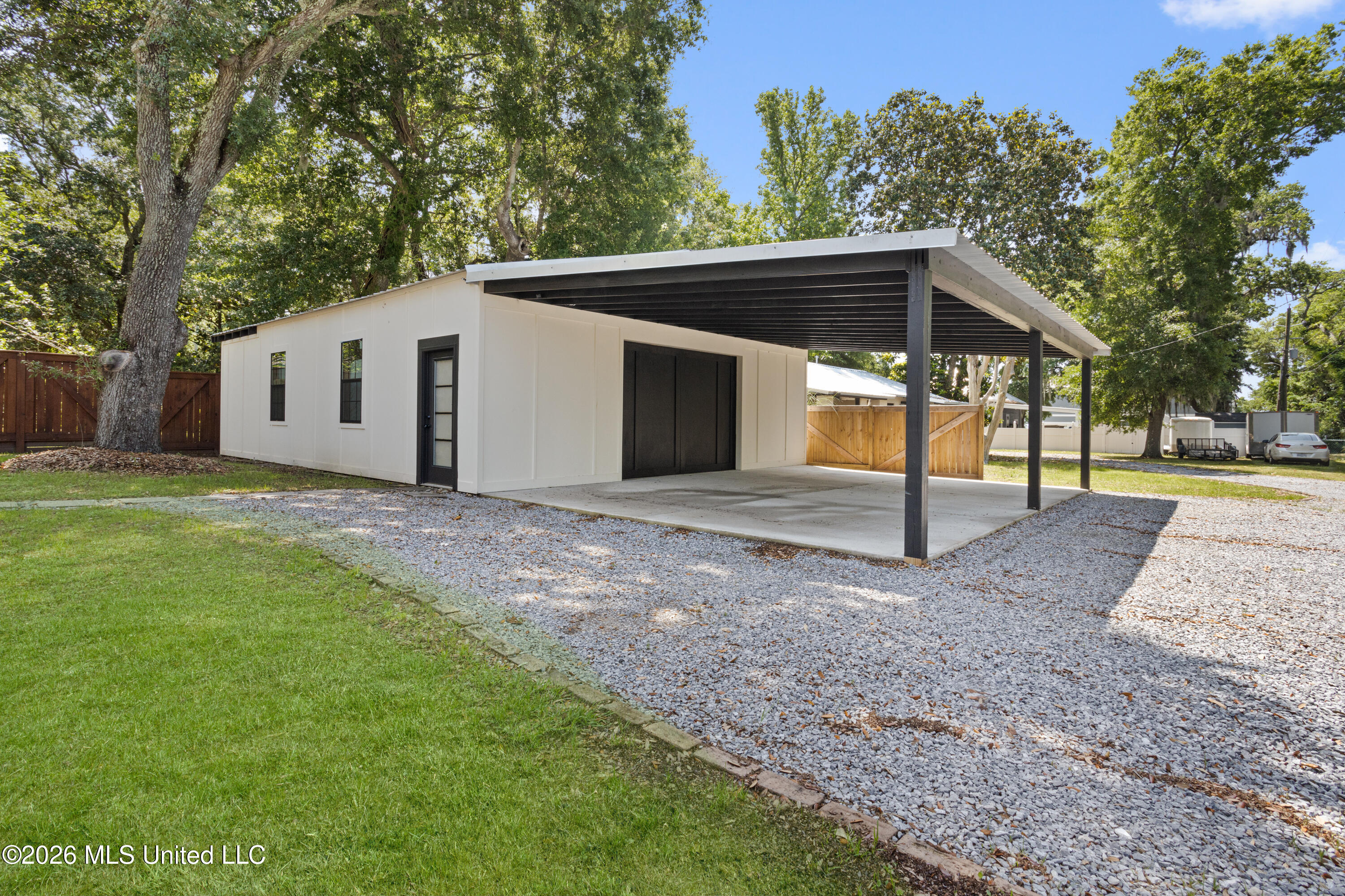 1387 Father Ryan Avenue Property Photo 46