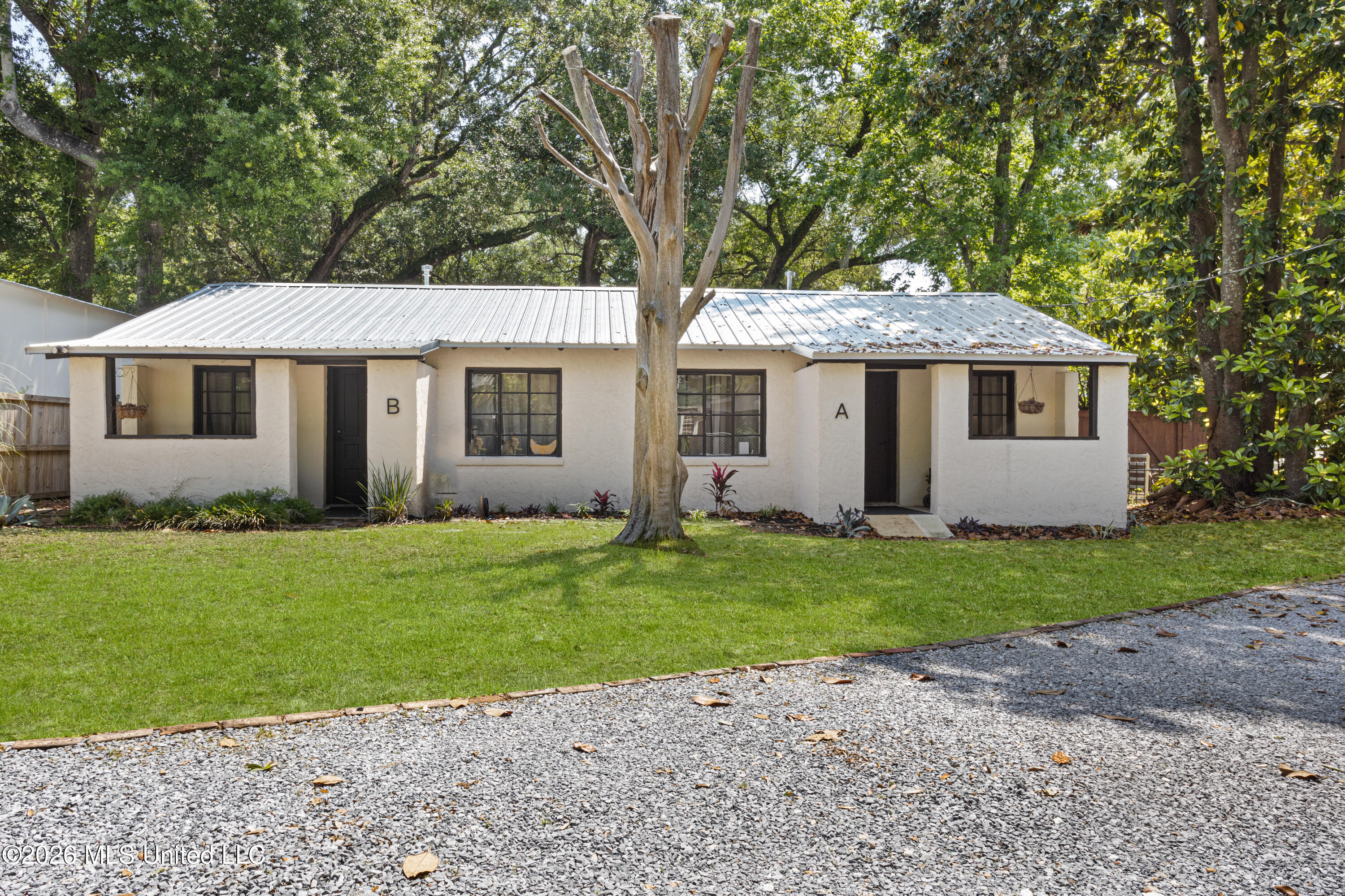 1387 Father Ryan Avenue Property Photo 47