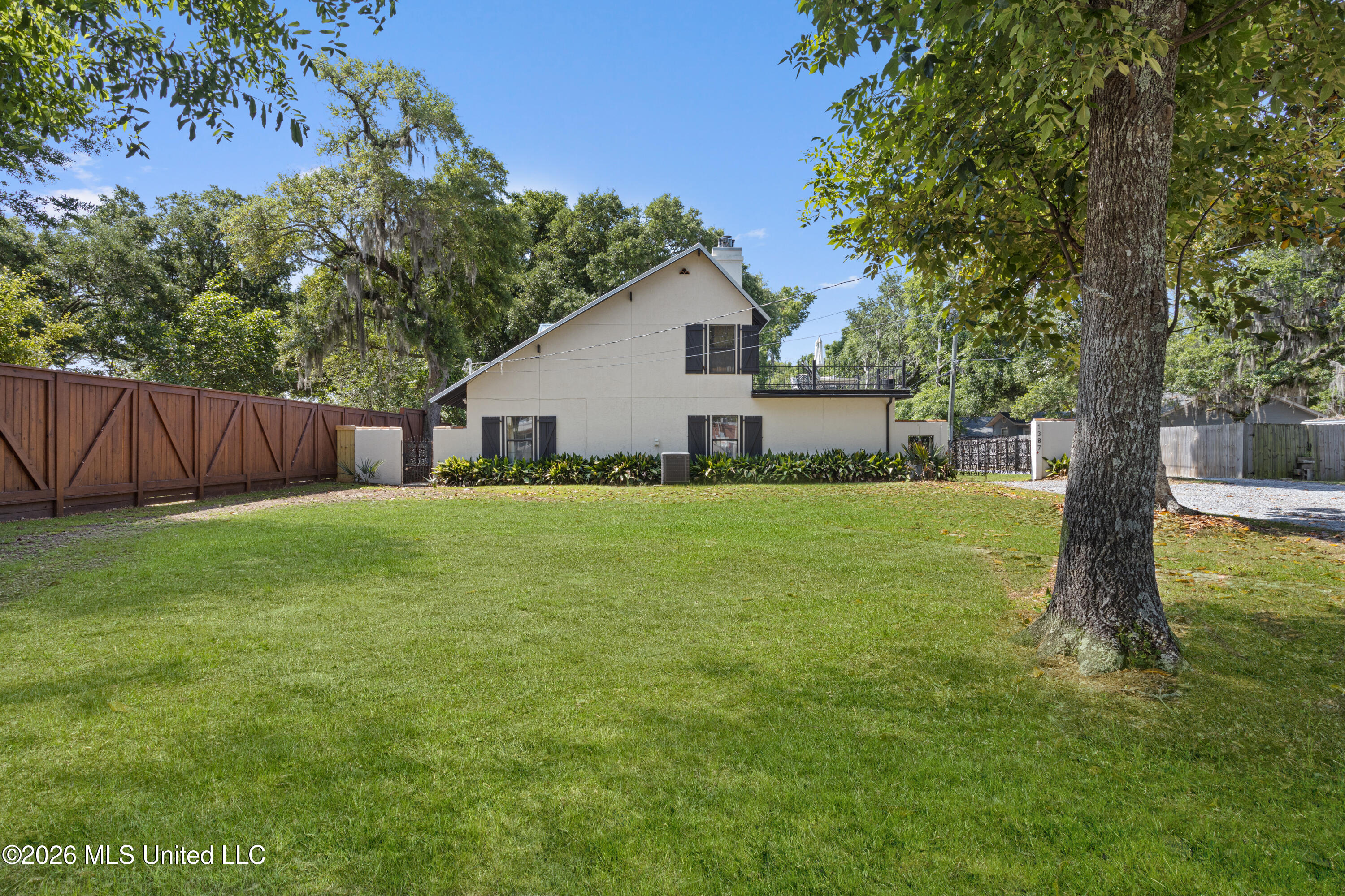 1387 Father Ryan Avenue Property Photo 54