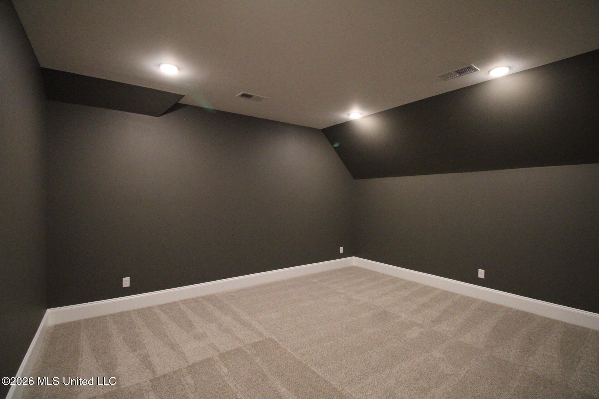 282 Oakworth Drive Property Photo 19