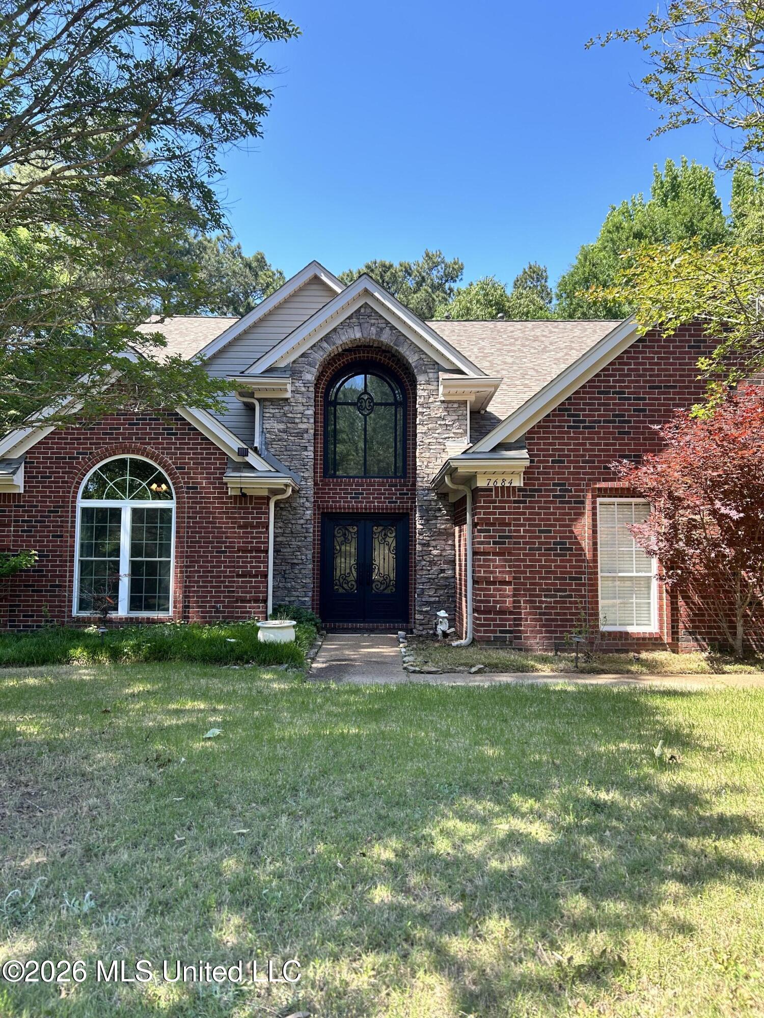7684 N Rigmoore Point Property Photo 3