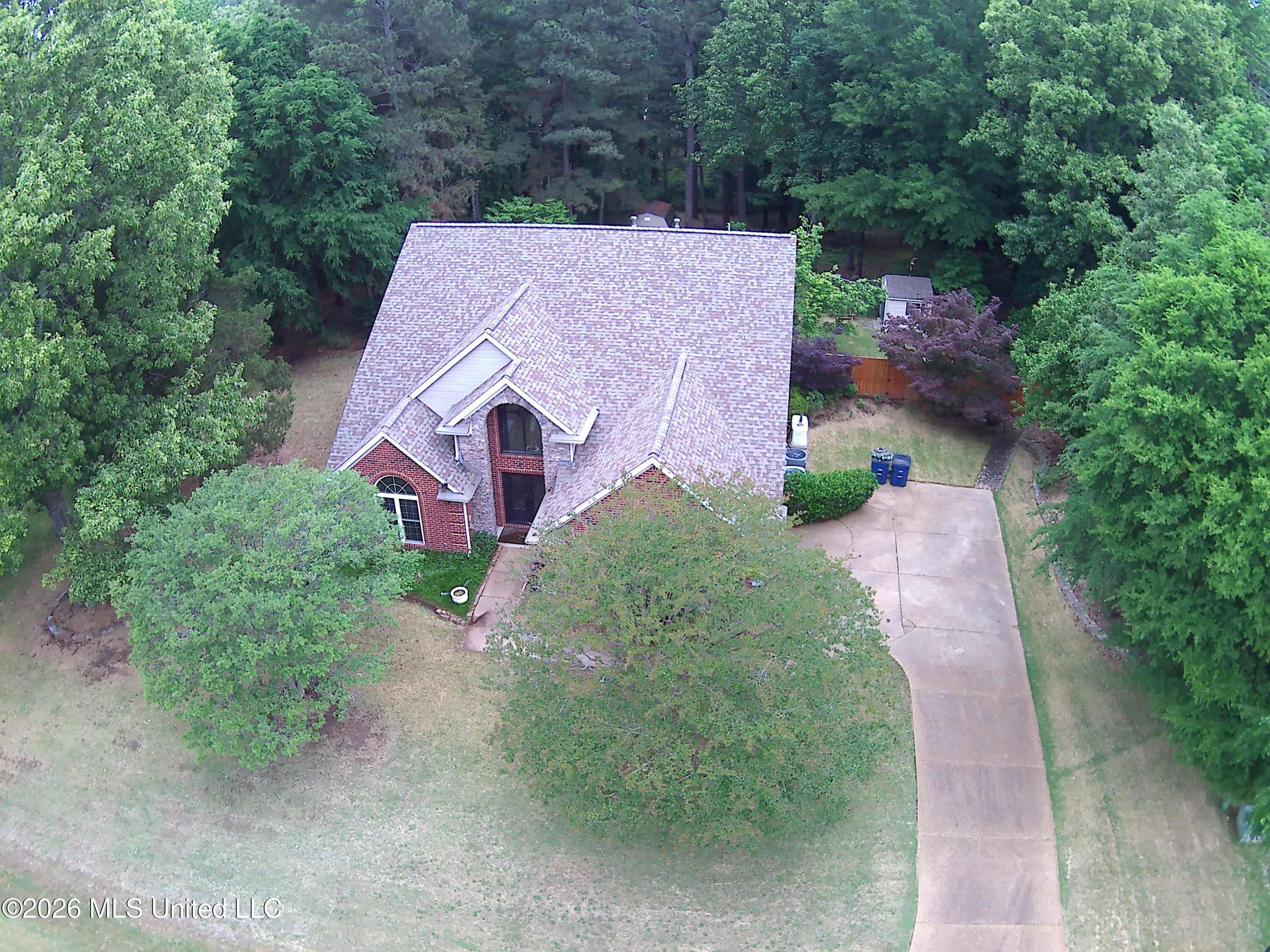 7684 N Rigmoore Point Property Photo 4